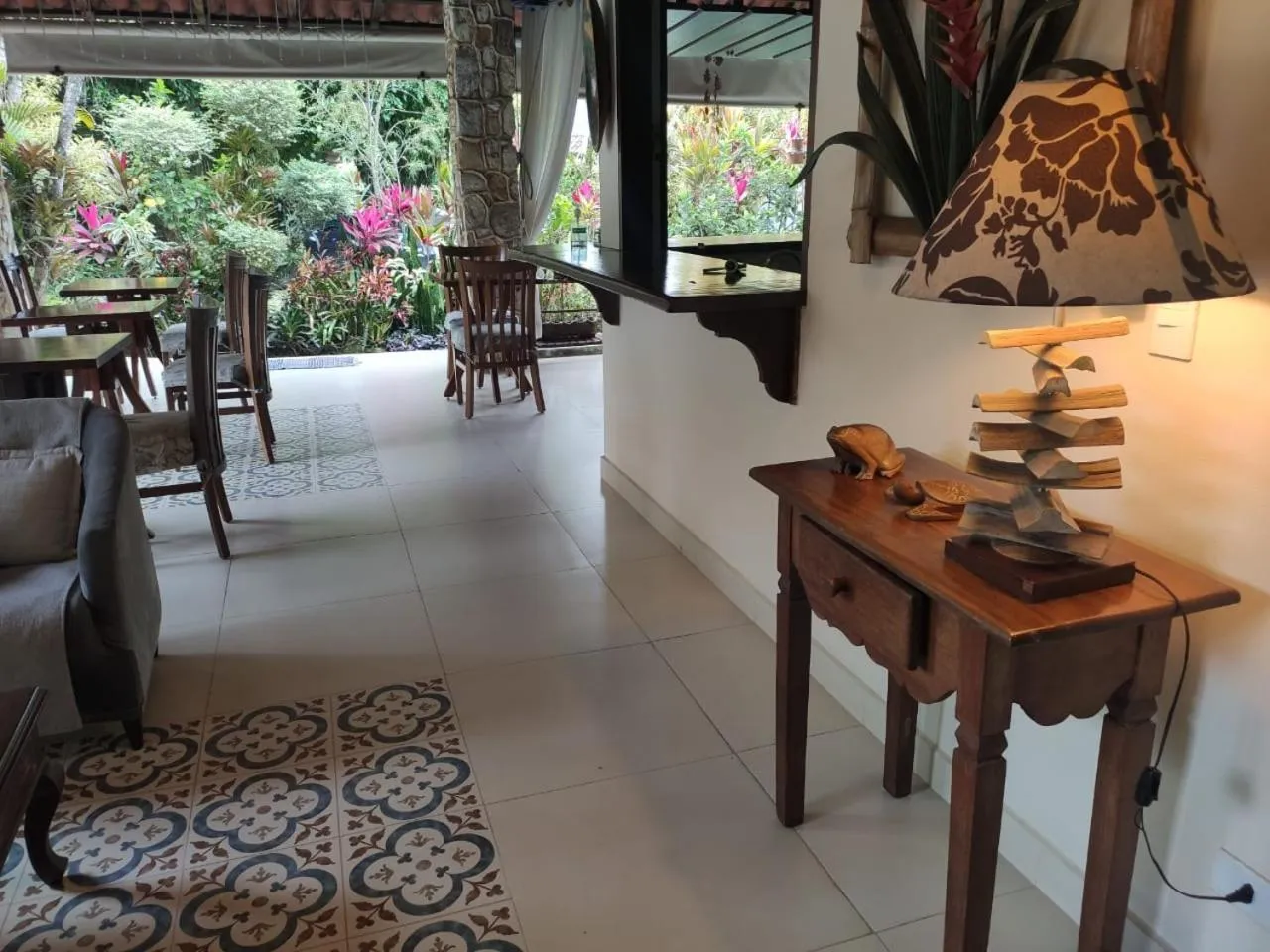 Living room in Eliconial Paraty Pousada