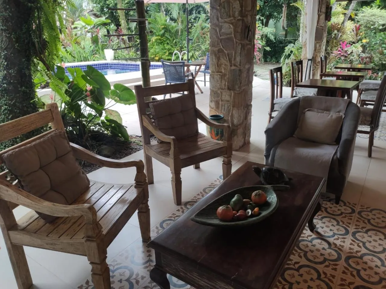 Seating area in Eliconial Paraty Pousada