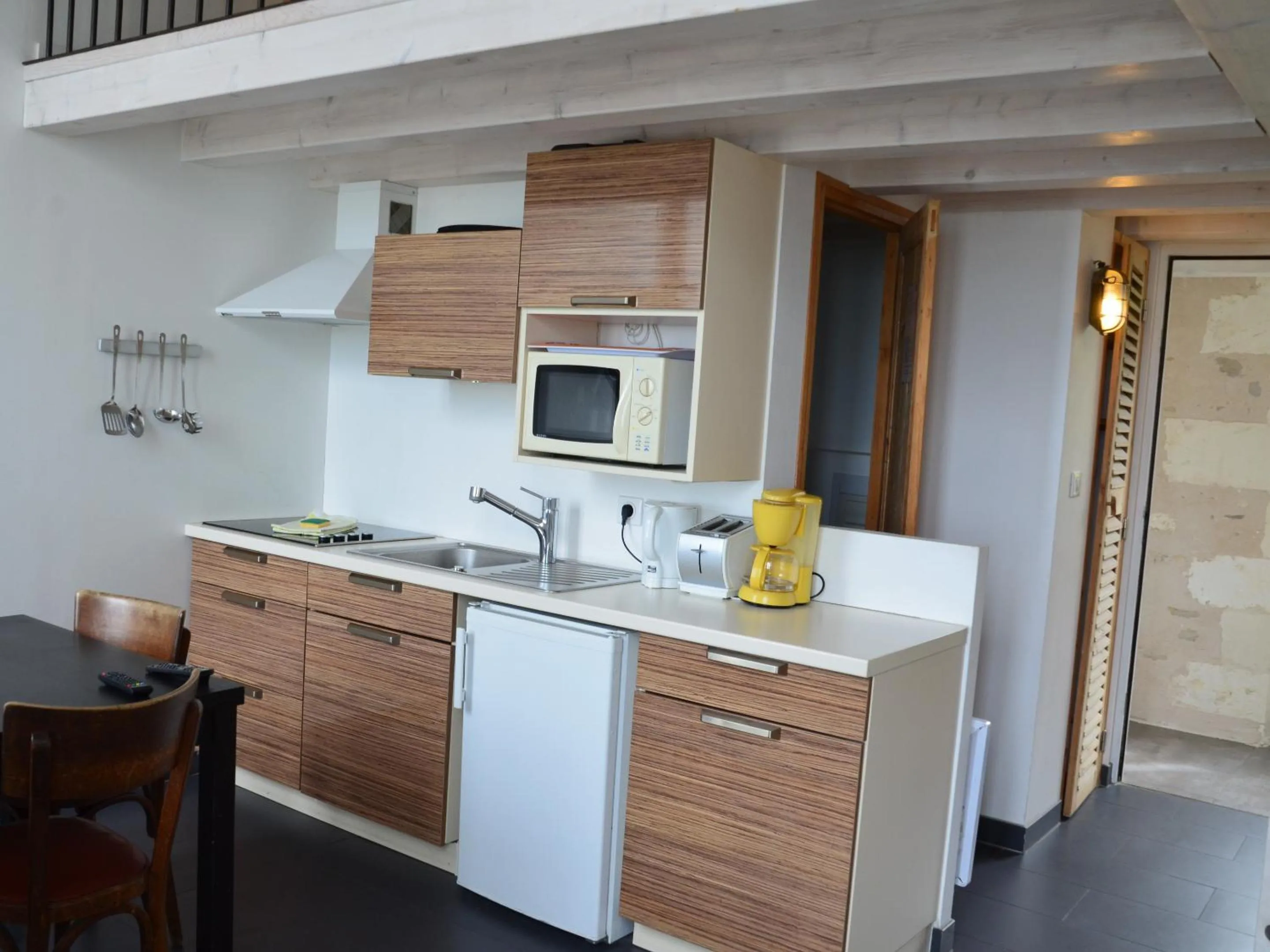 Dining area in Le Mole (Appartements et Chambres)