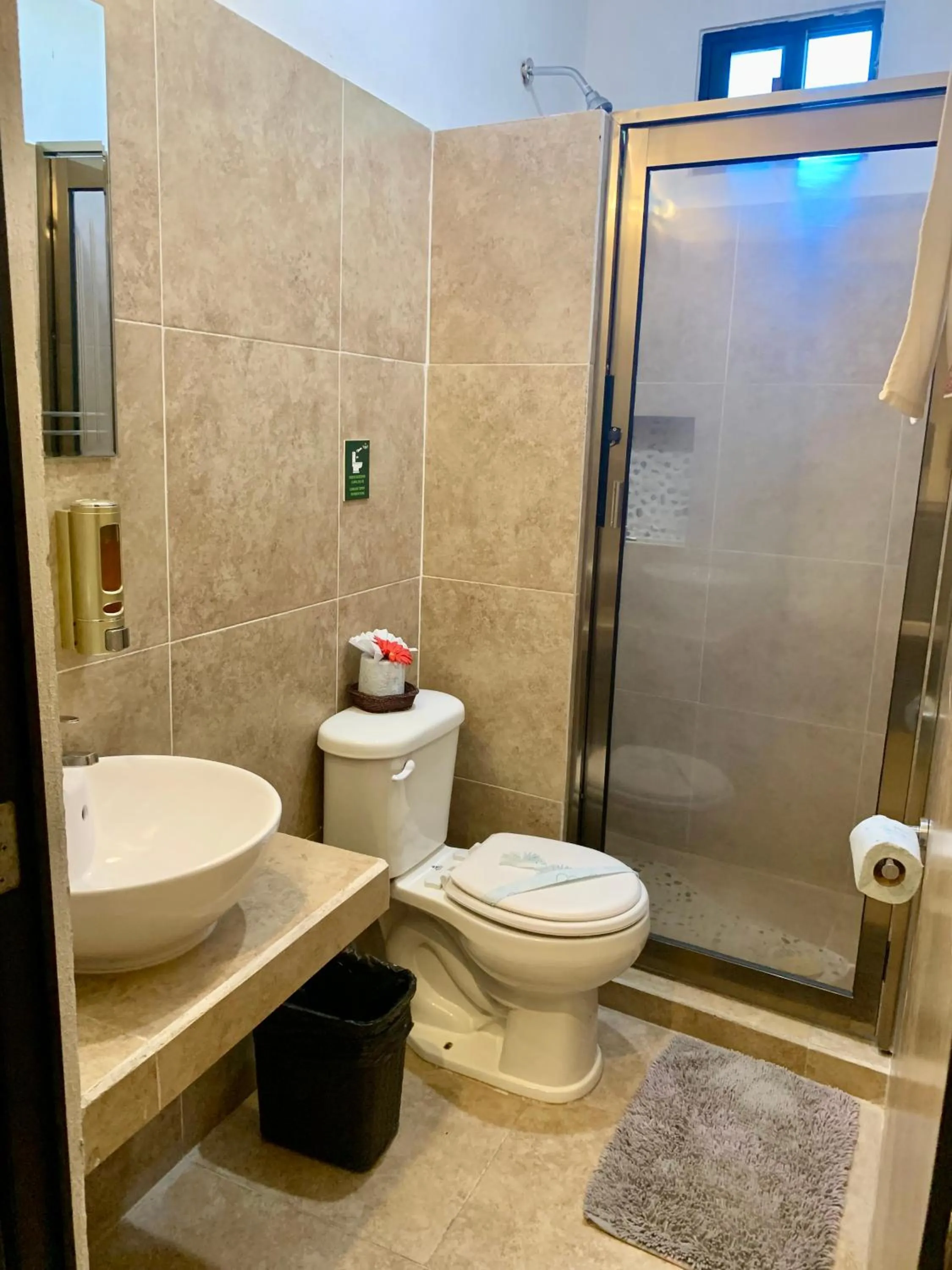 Bathroom in Hotel La Casa del Capi