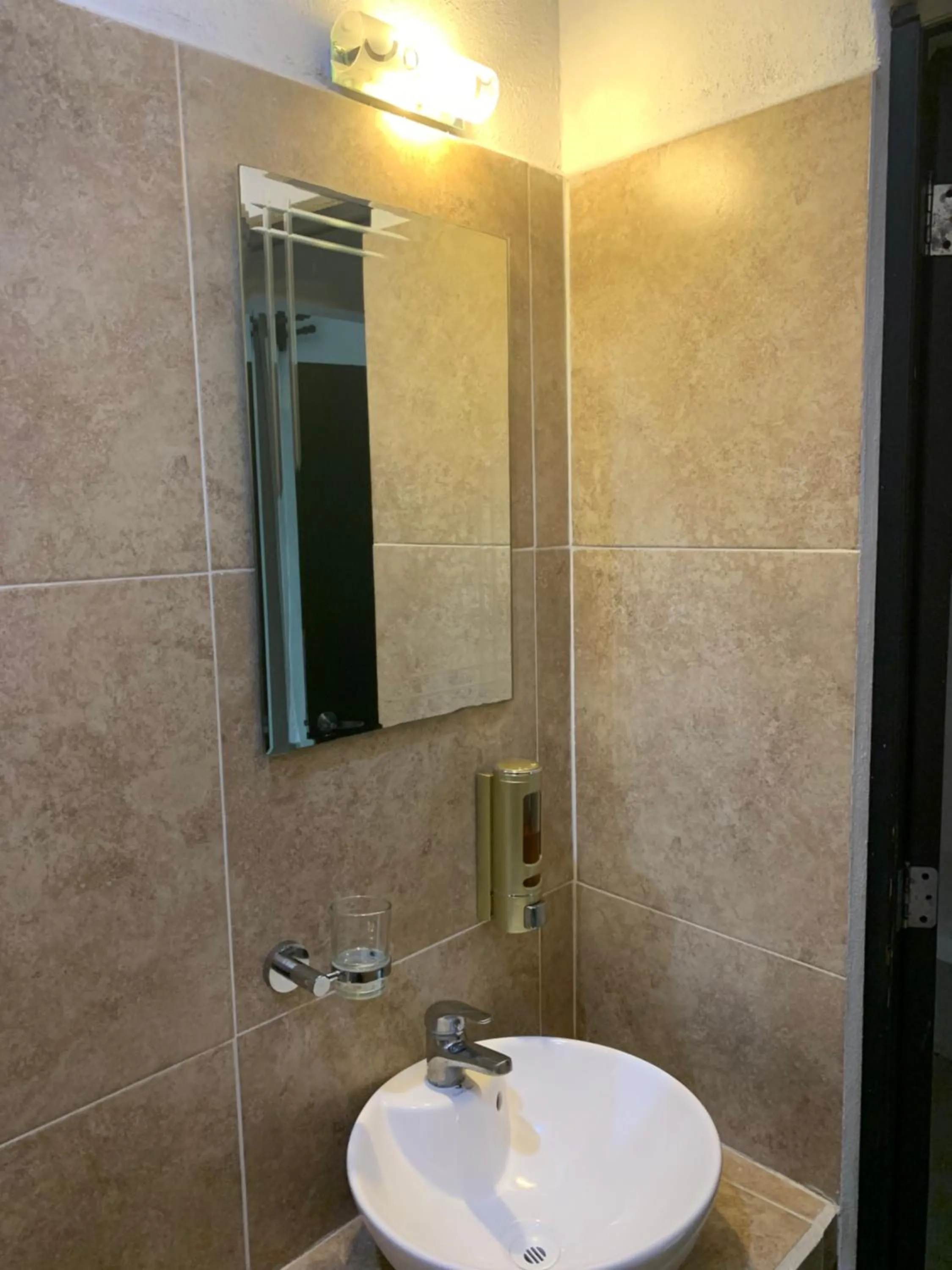 Bathroom in Hotel La Casa del Capi