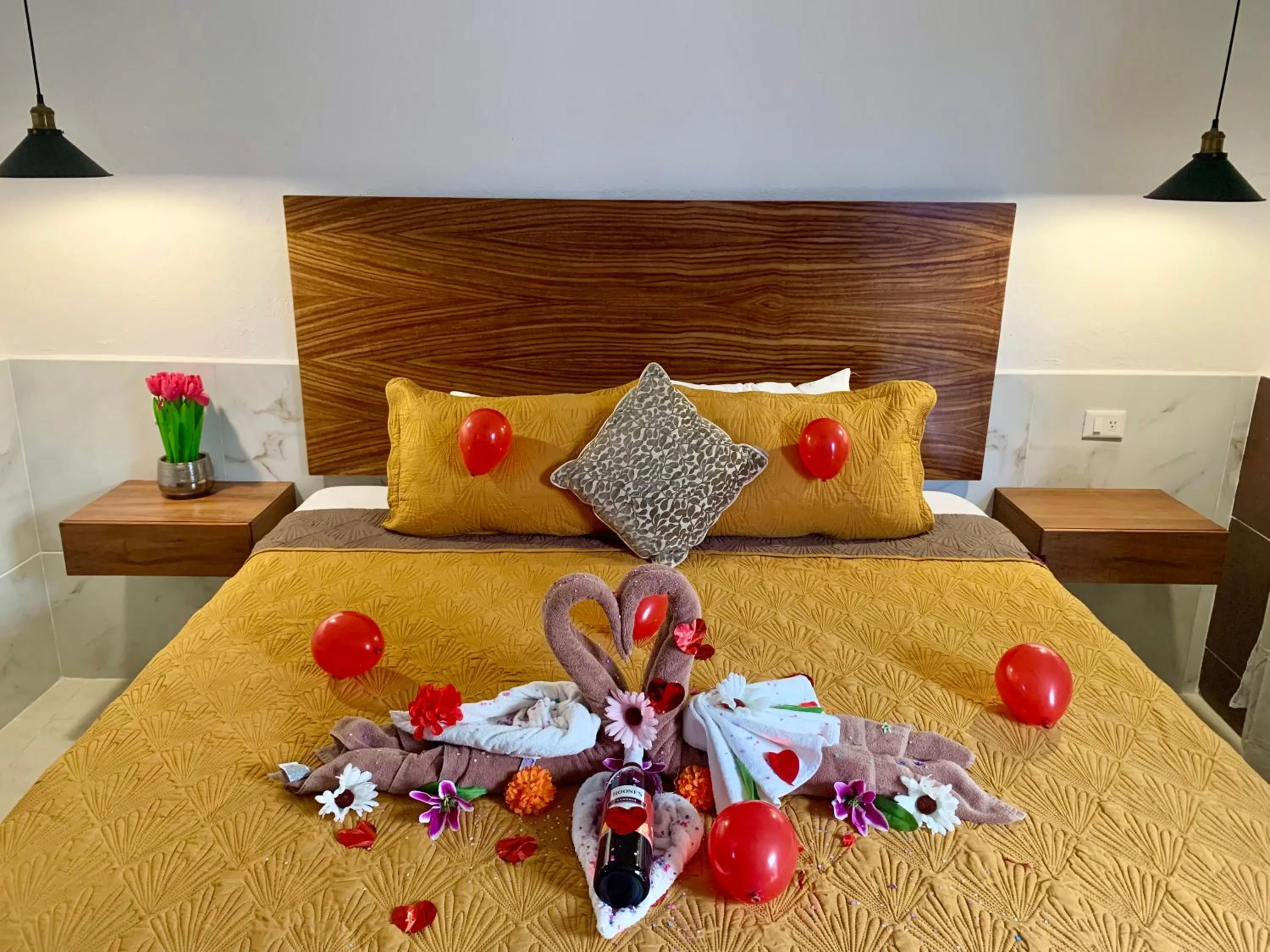 Bedroom, Bed in Hotel La Casa del Capi