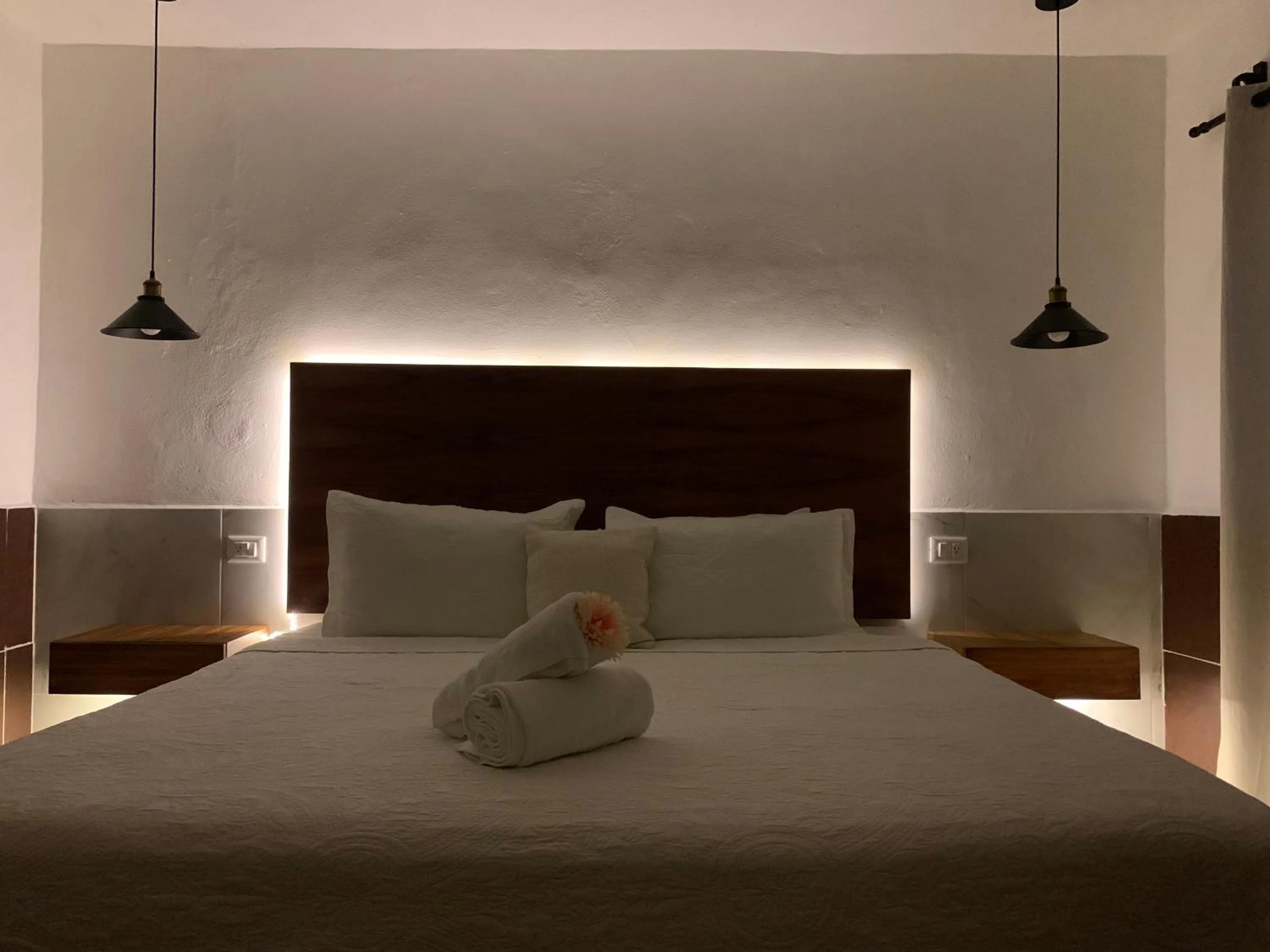 Bedroom, Bed in Hotel La Casa del Capi