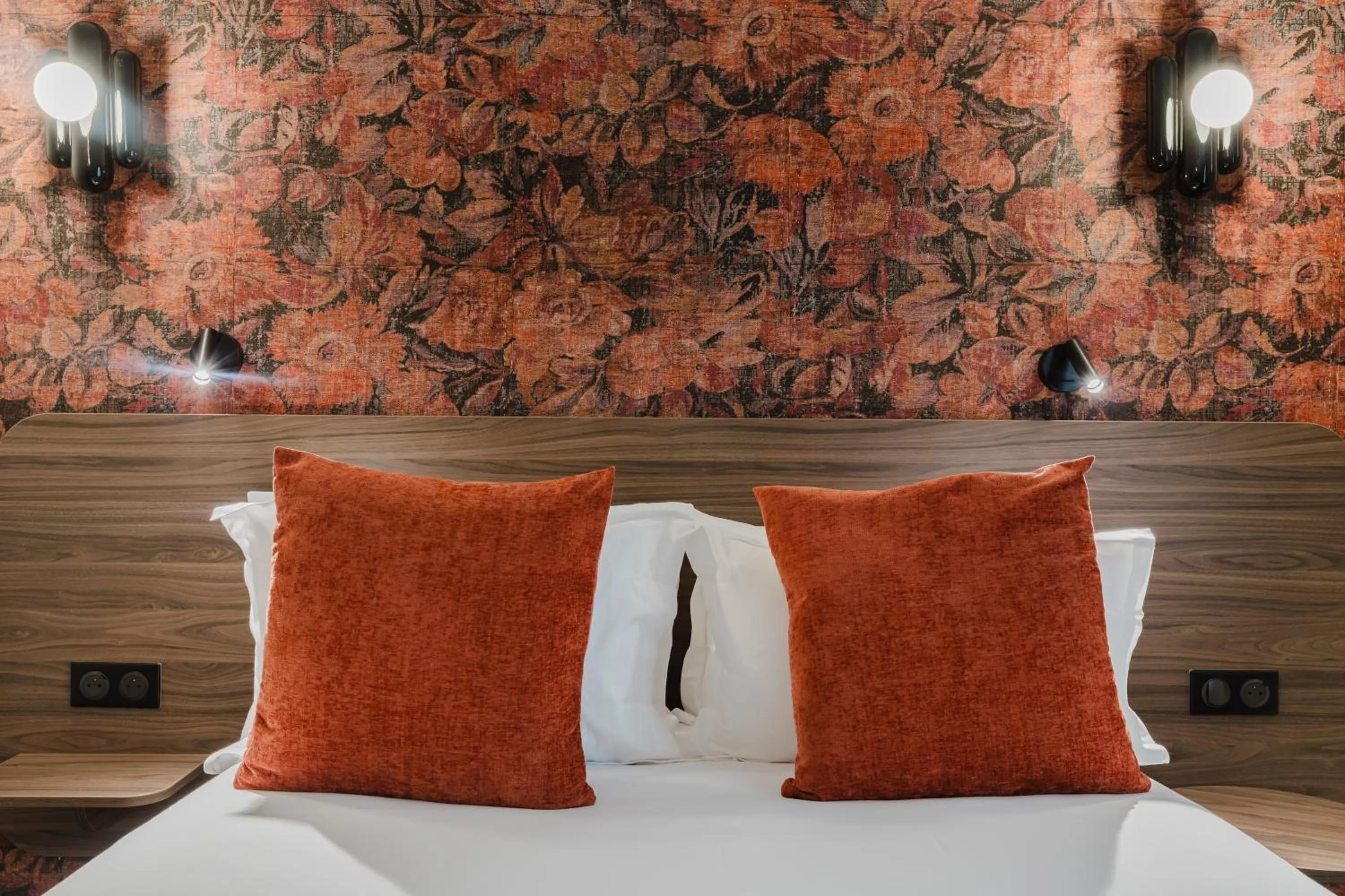 Bed in Hotel Prince Albert Opéra