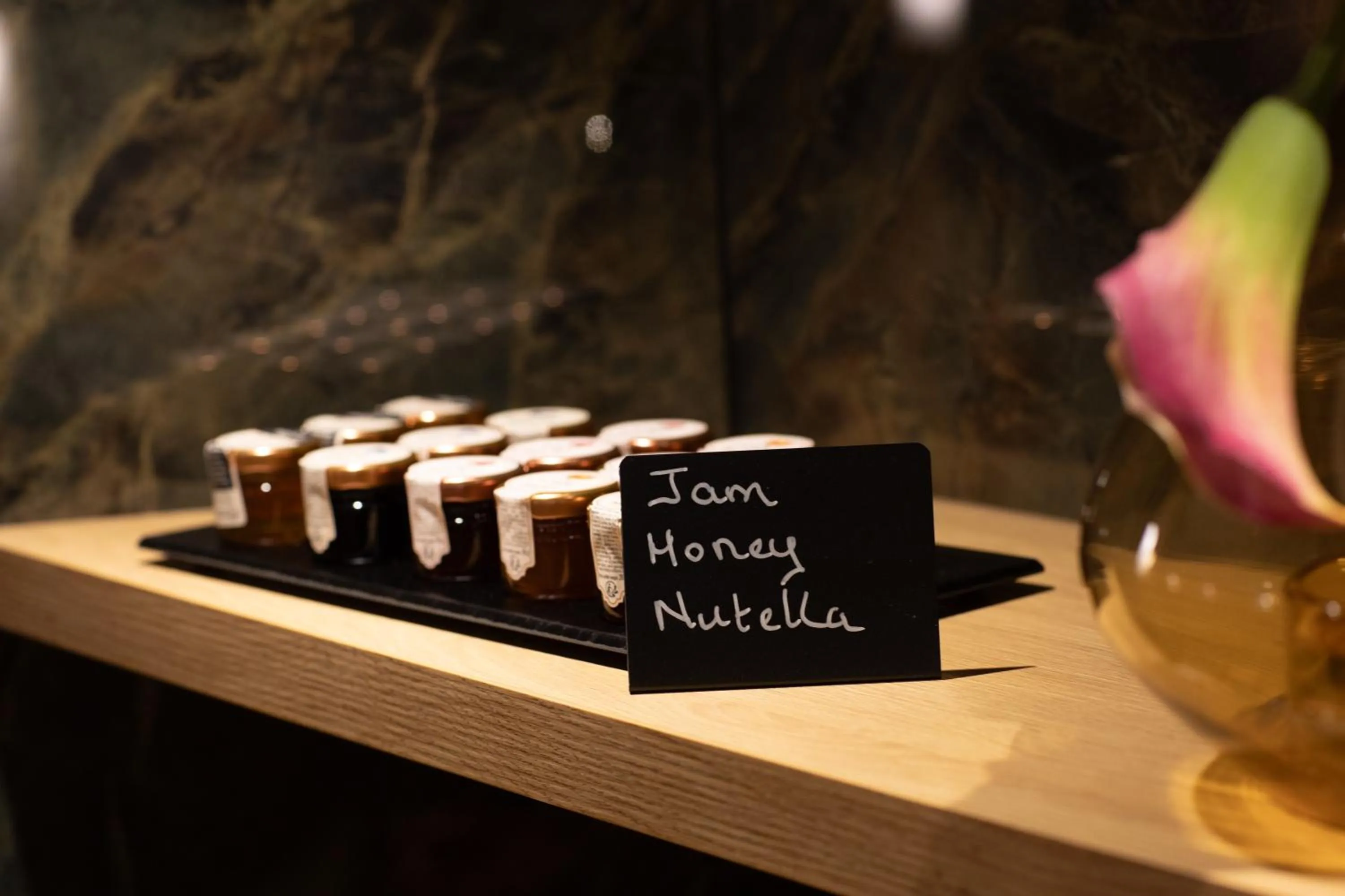 Food and drinks in Hotel Prince Albert Opéra