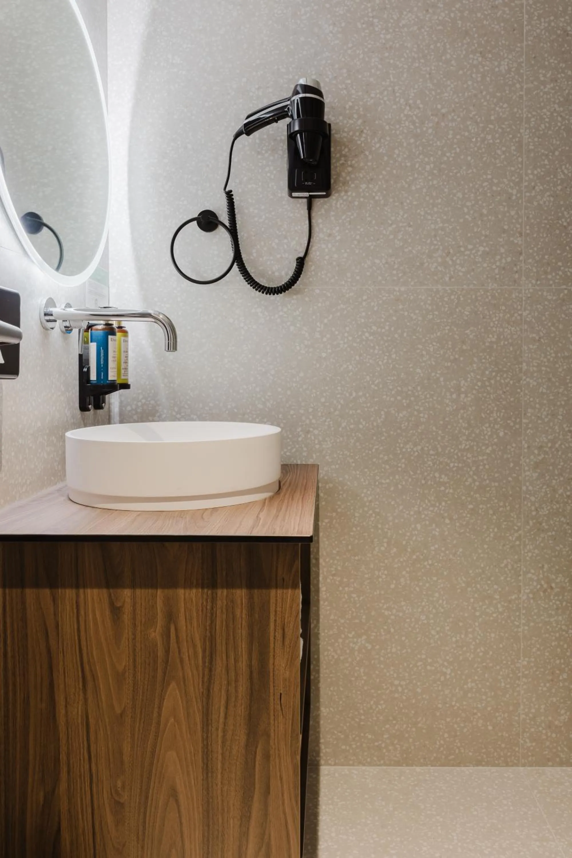 Bathroom in Hotel Prince Albert Opéra