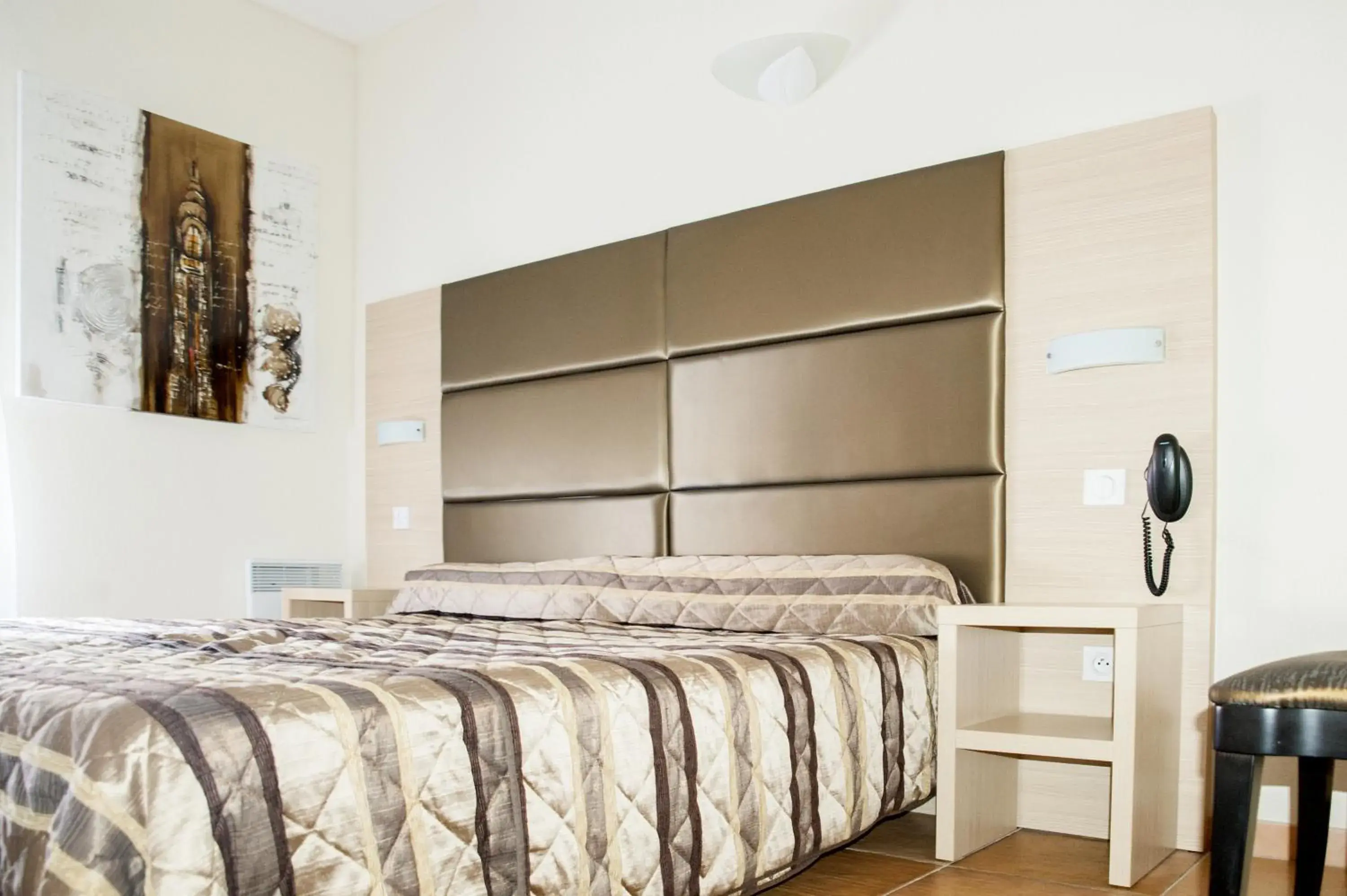 Standard Double Room in Splendid Hôtel Standard Double Room in Splendid Hôtel