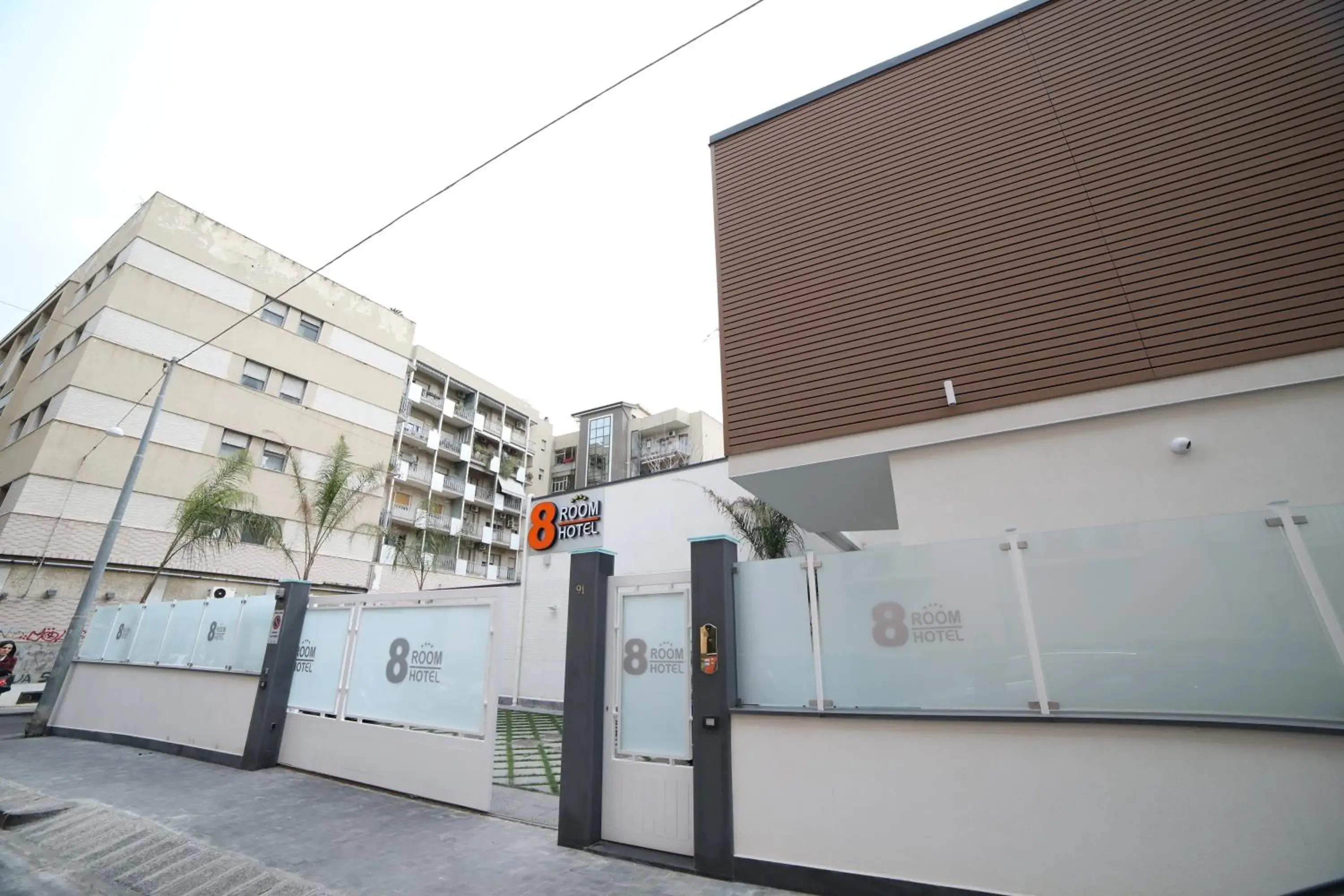 Property building in 8room Hotel Property building in 8room Hotel