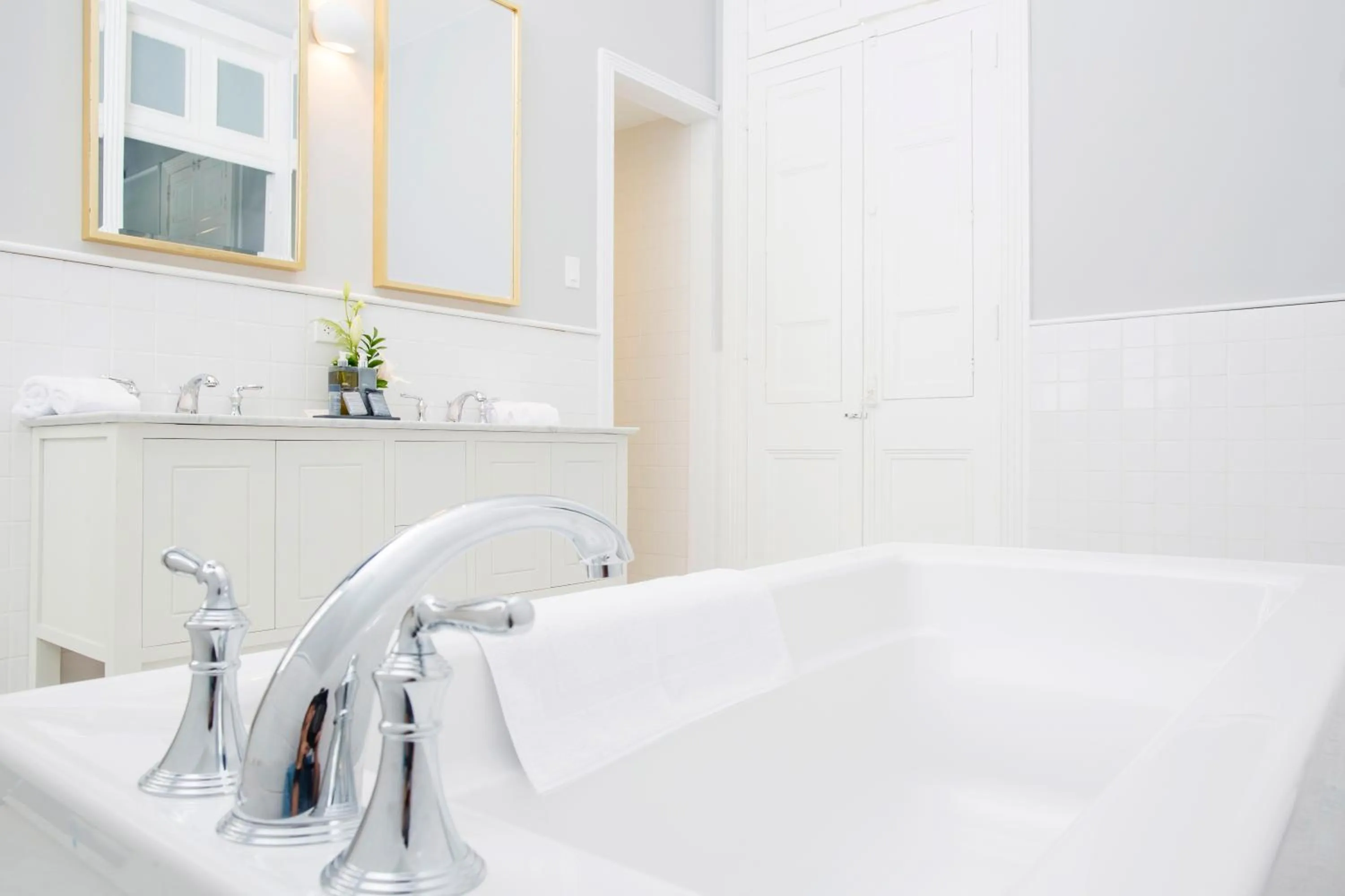 Bathroom, Bed in Casa Republica Barranco Boutique Hotel