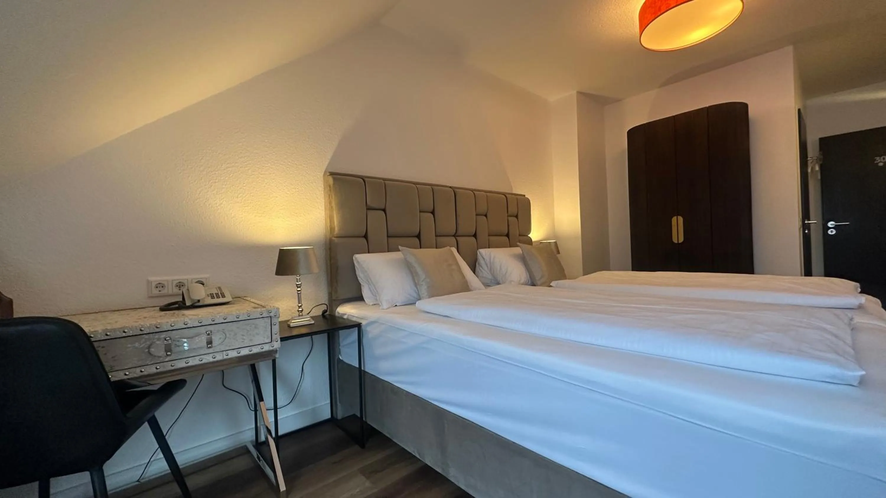 Bed in Hotel Unterfeldhaus