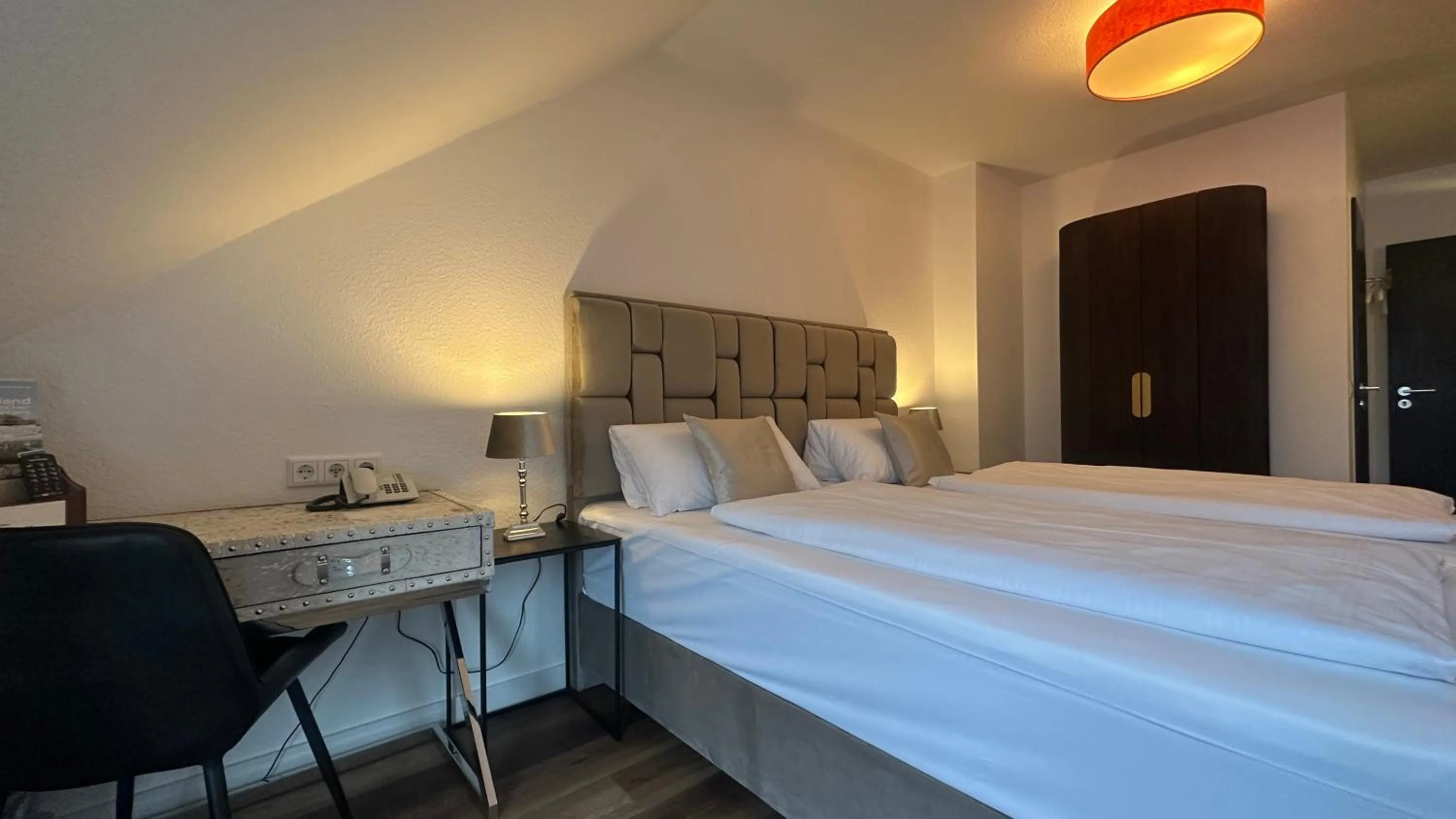 Bed in Hotel Unterfeldhaus