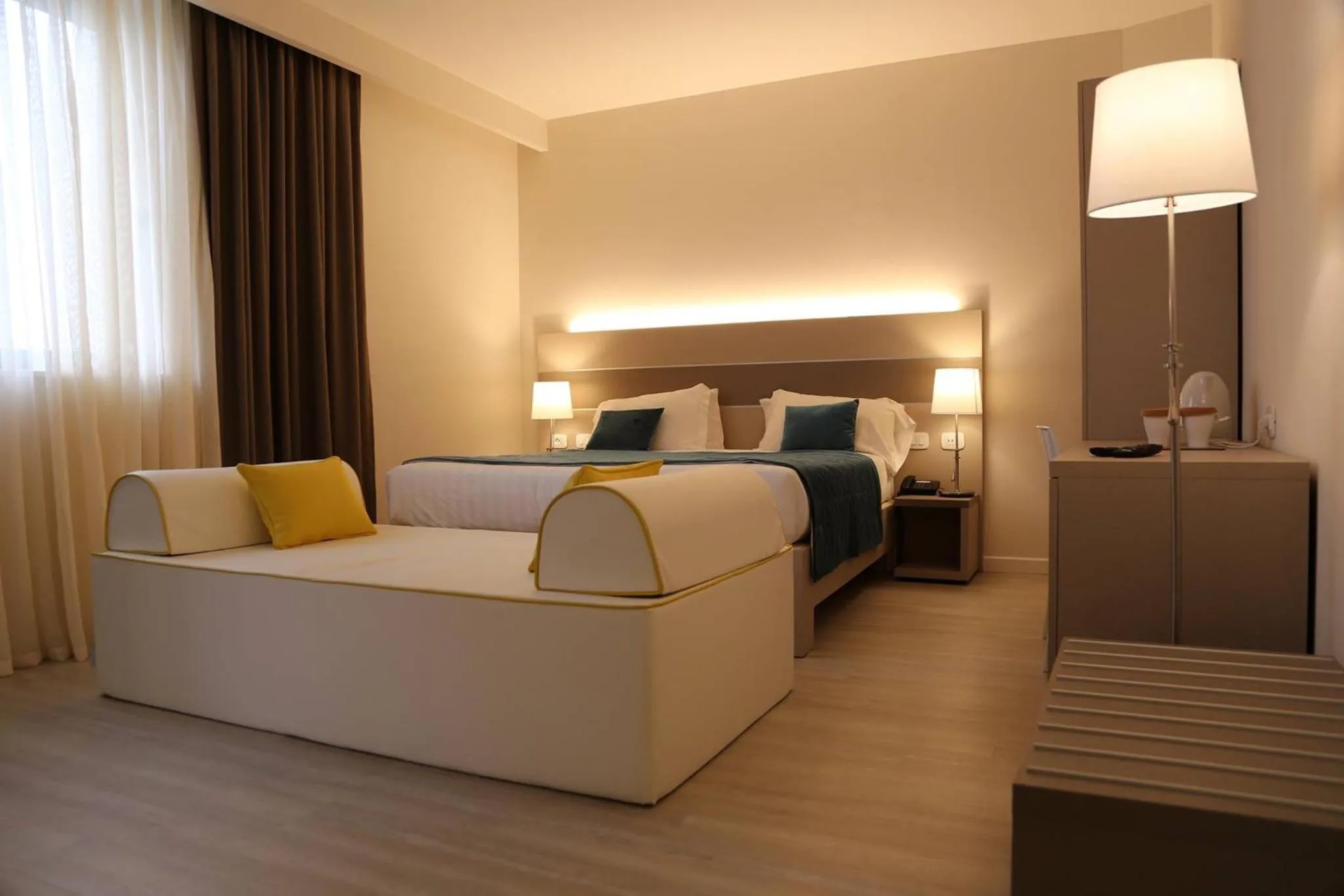 Photo of the whole room, Bed in Hotel Glis