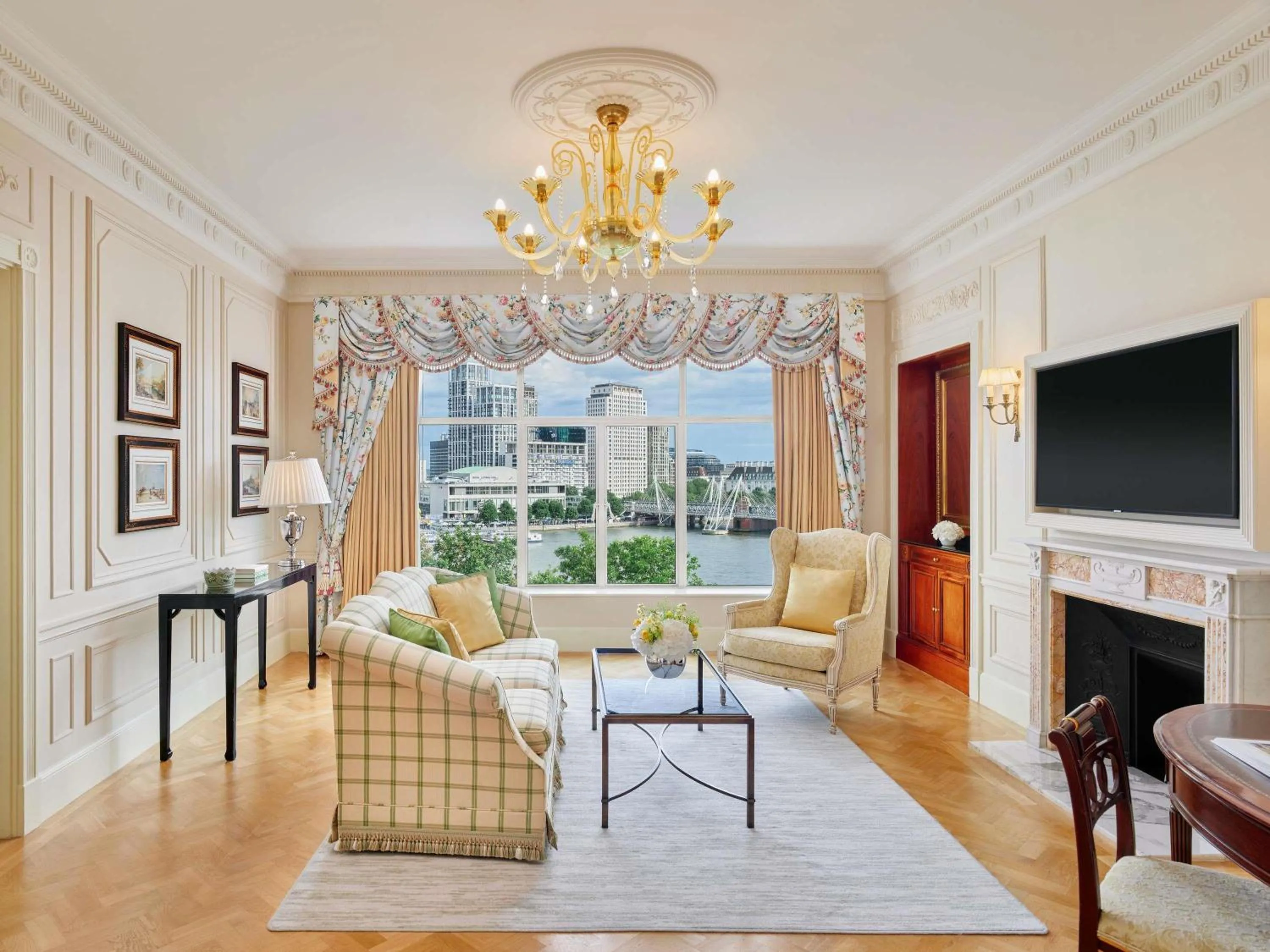 Photo of the whole room in The Savoy