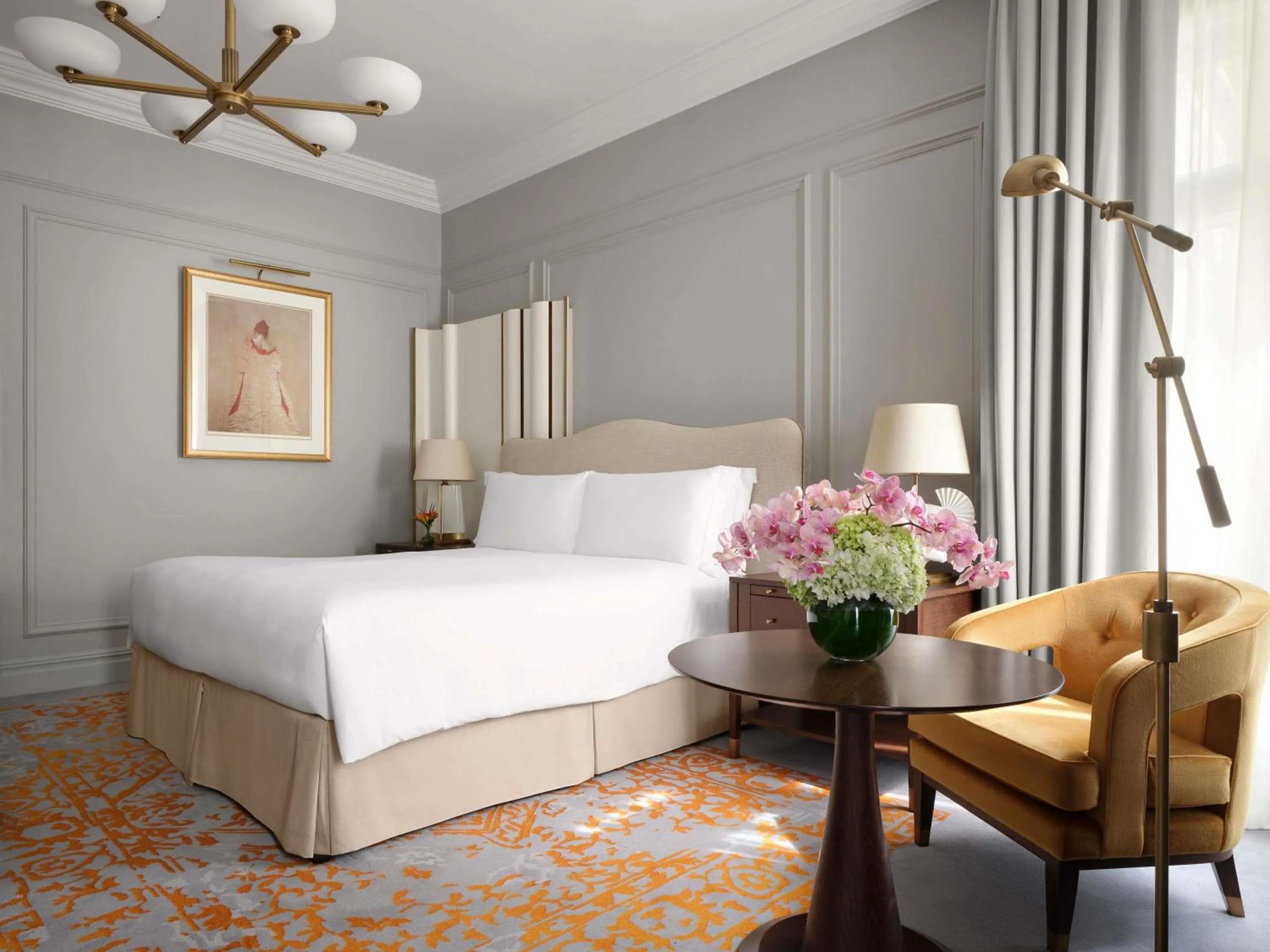 Bedroom, Bed in The Savoy