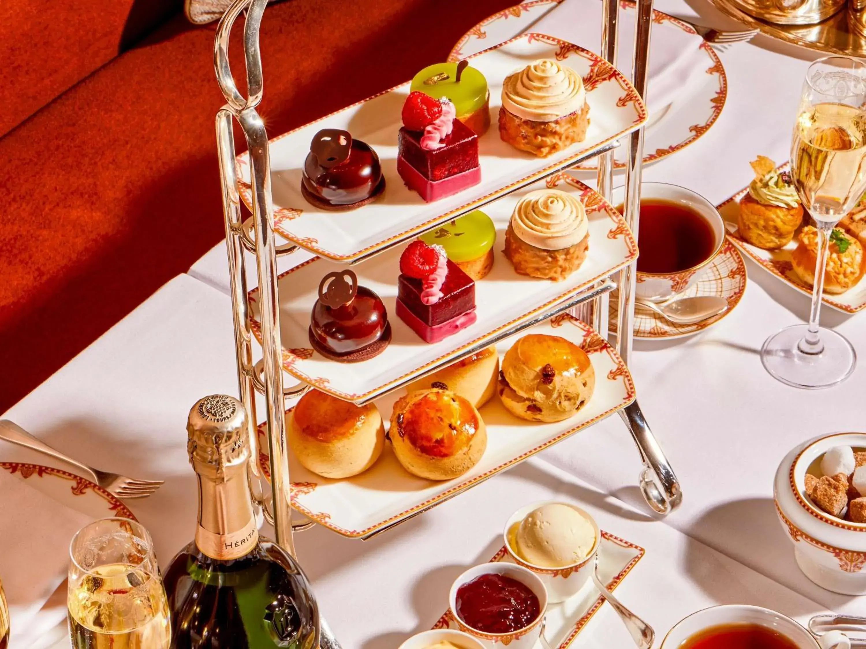 Restaurant/places to eat in The Savoy Restaurant/places to eat in The Savoy