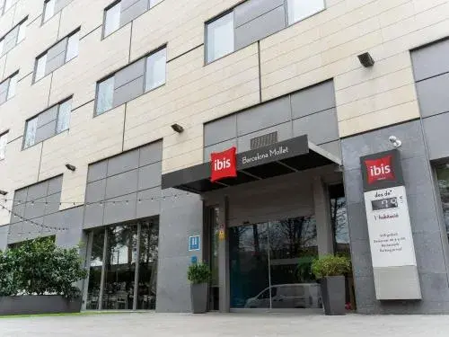 Ibis Barcelona Mollet Ibis Barcelona Mollet
