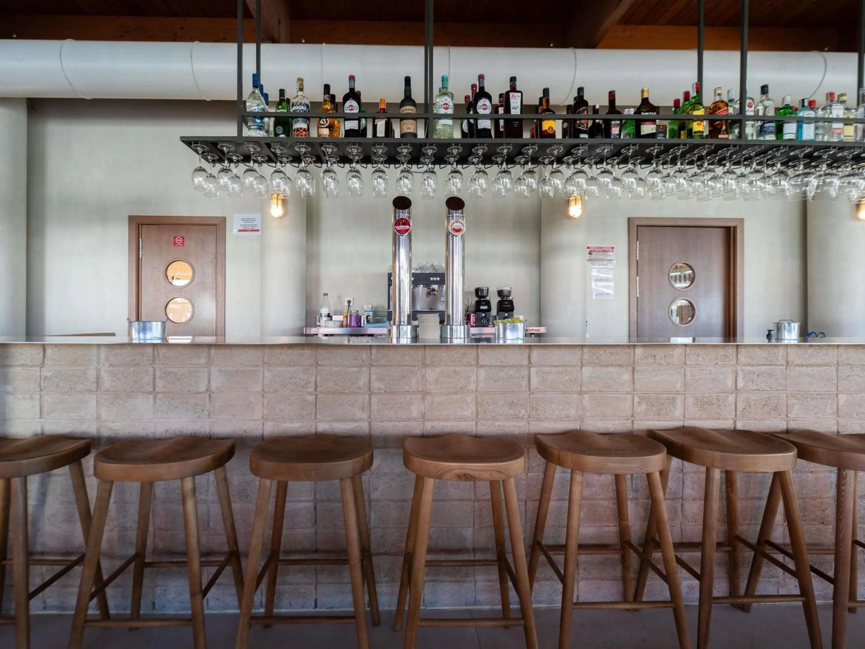 Property building in Ibis Valencia Alfafar