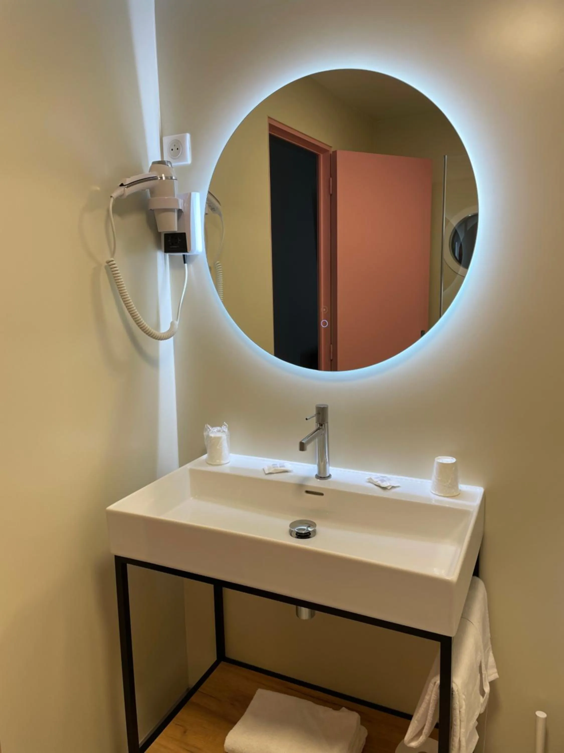 La Table De Jeanne - Hôtel & Restaurant