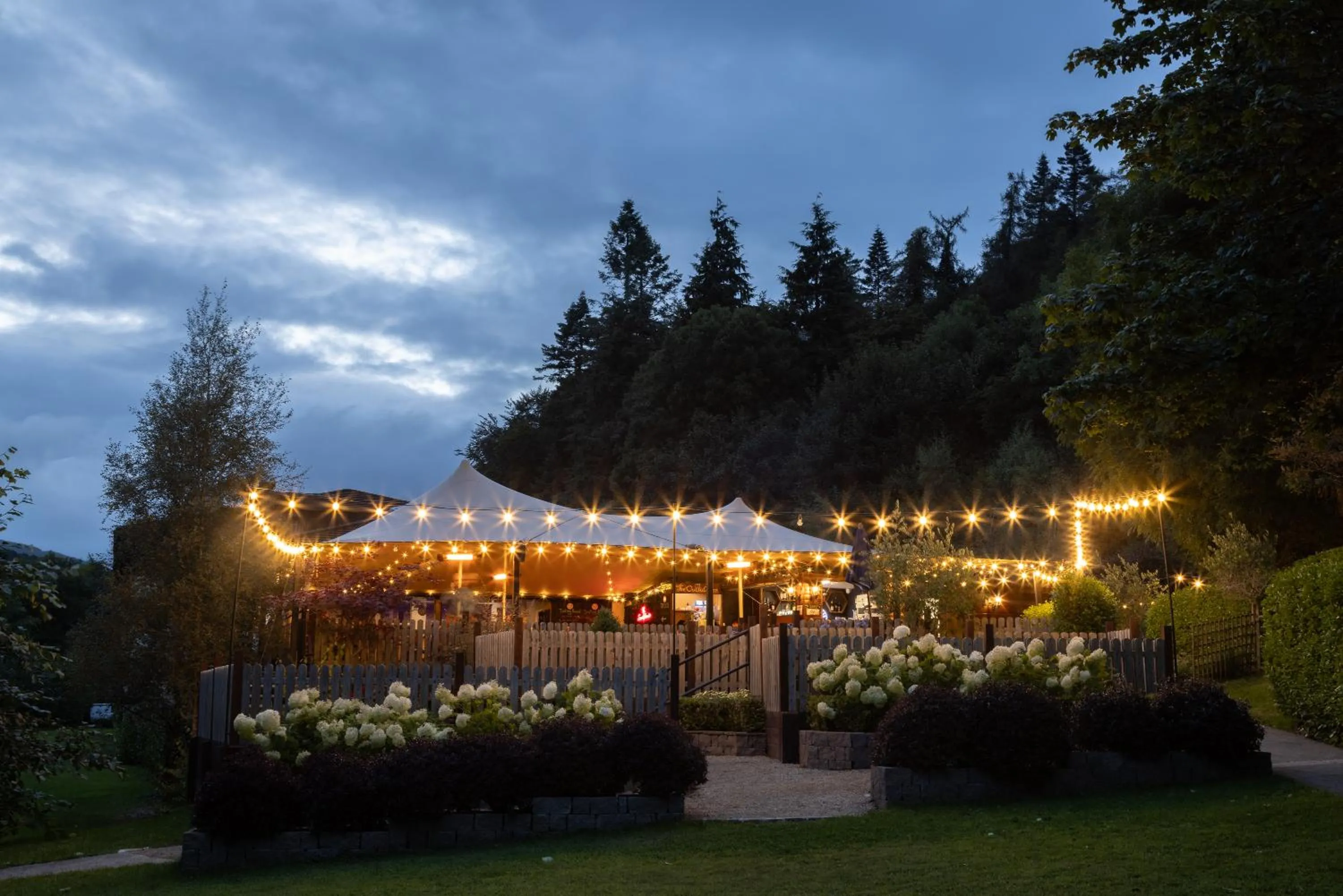 Restaurant/places to eat in The Lodge at Woodenbridge