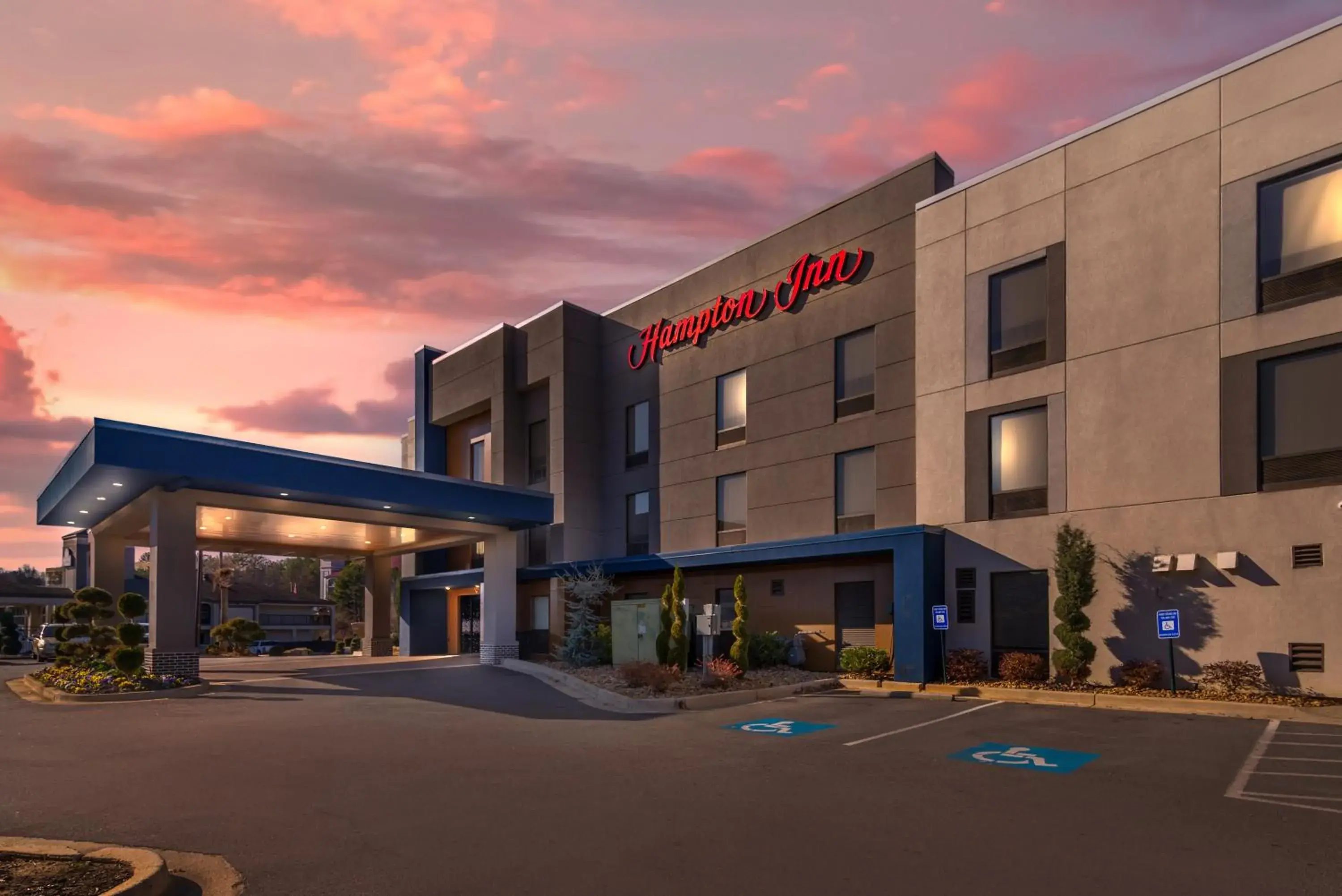 Property building in Hampton Inn Atlanta-Stockbridge Property building in Hampton Inn Atlanta-Stockbridge
