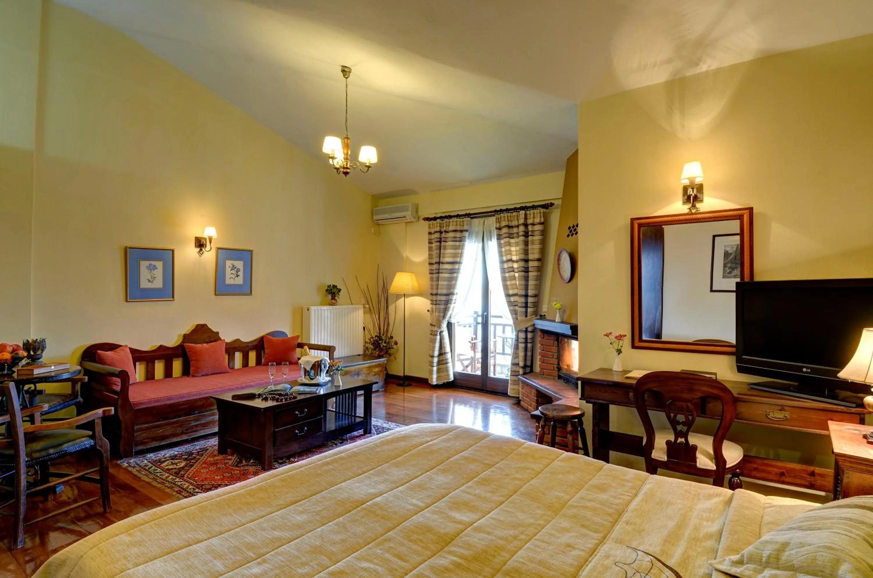 Decorative detail, Bed in Naiades Hotel Resort & Conference