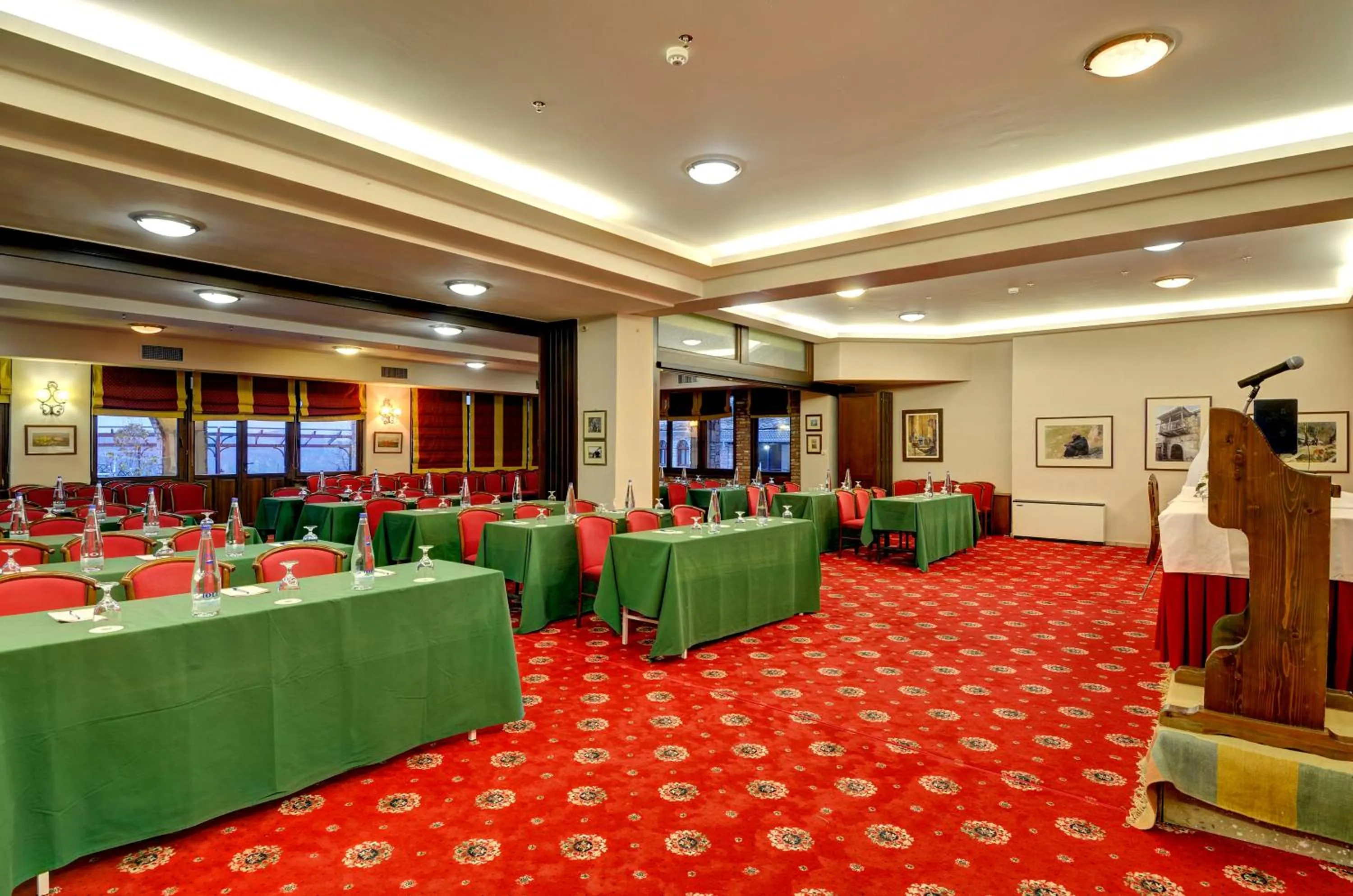 Banquet/Function facilities in Naiades Hotel Resort & Conference
