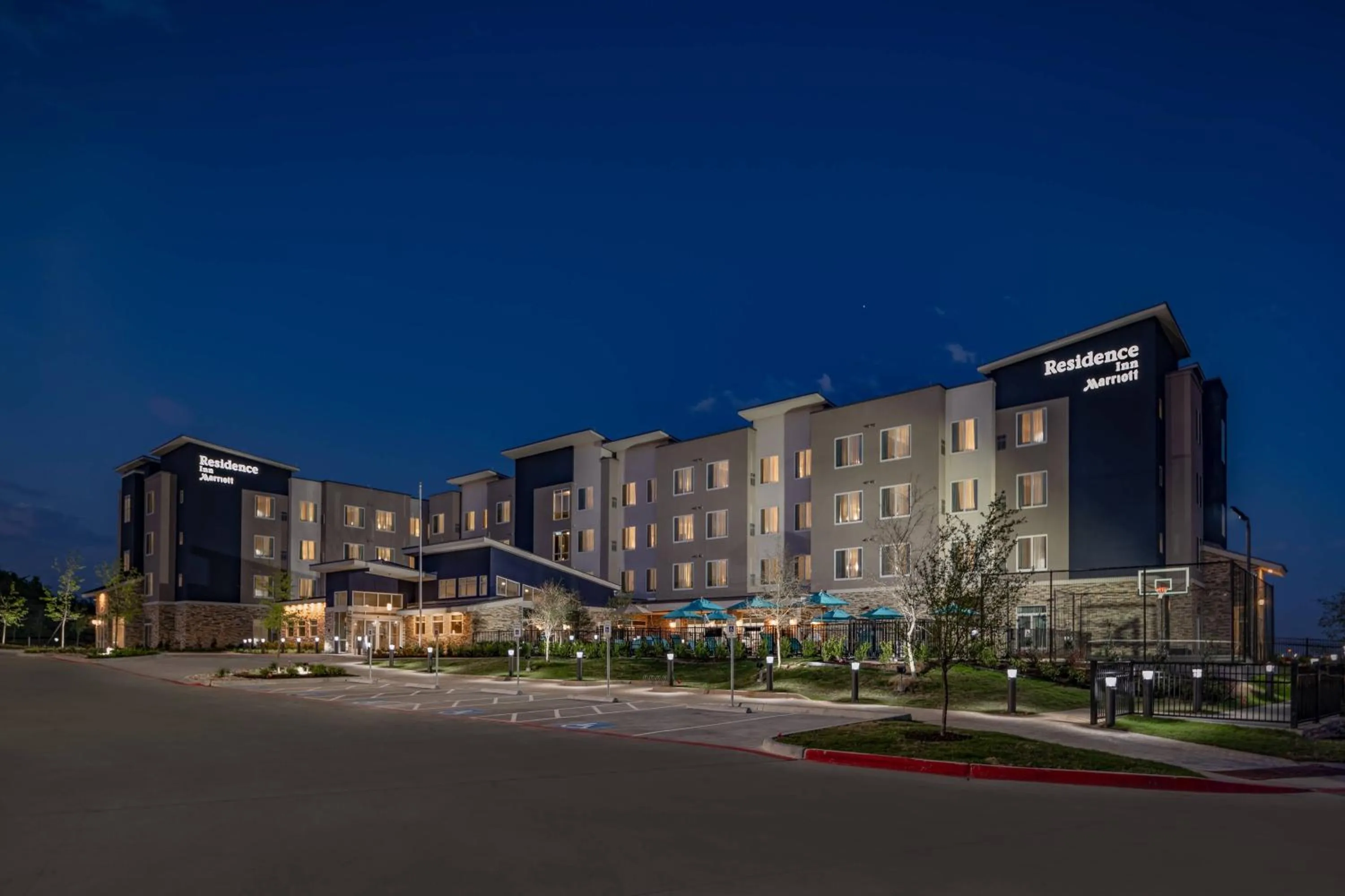 Property building in Residence Inn by Marriott Dallas at The Canyon
