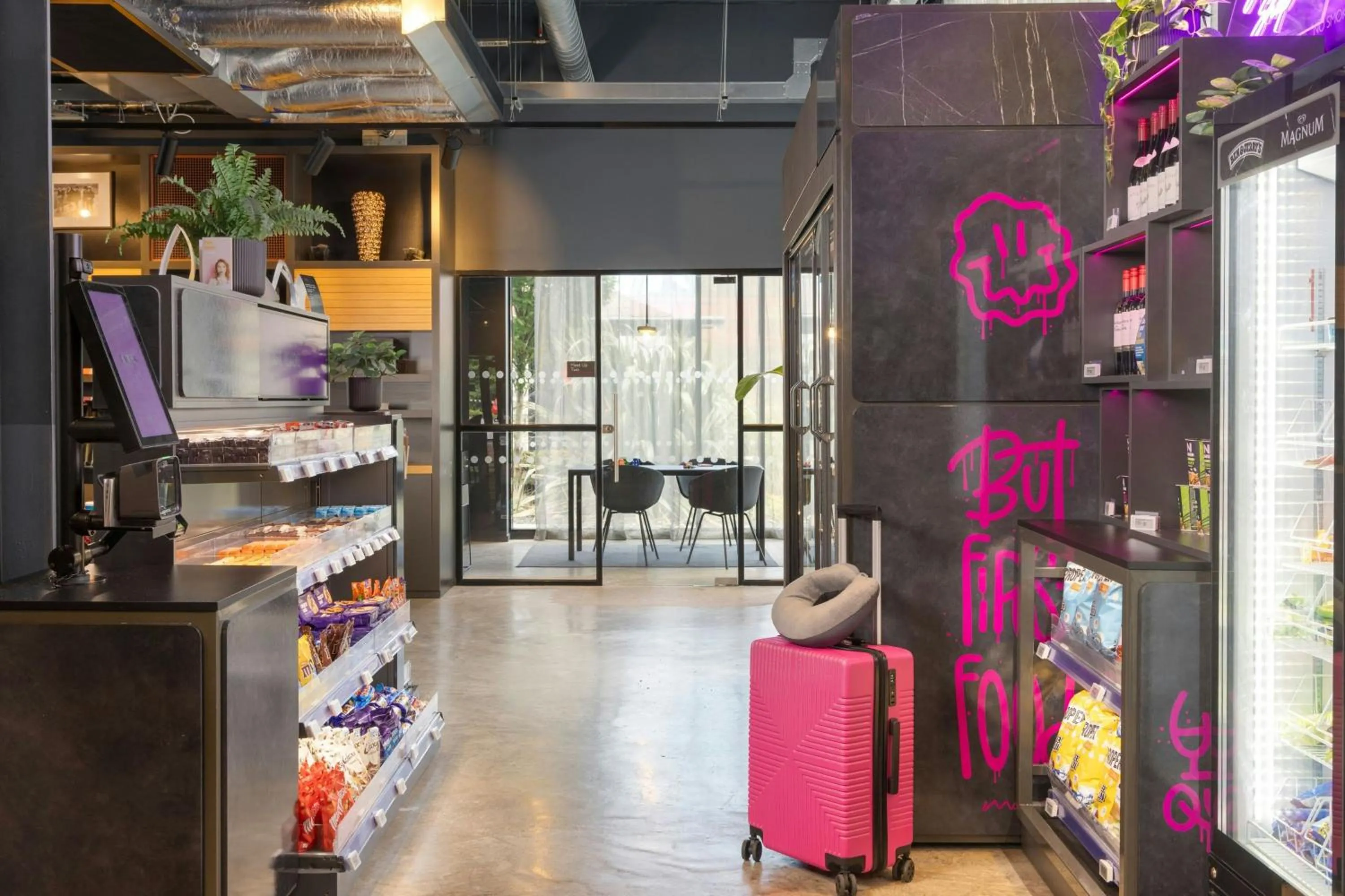 Restaurant/places to eat in Moxy London Heathrow Airport