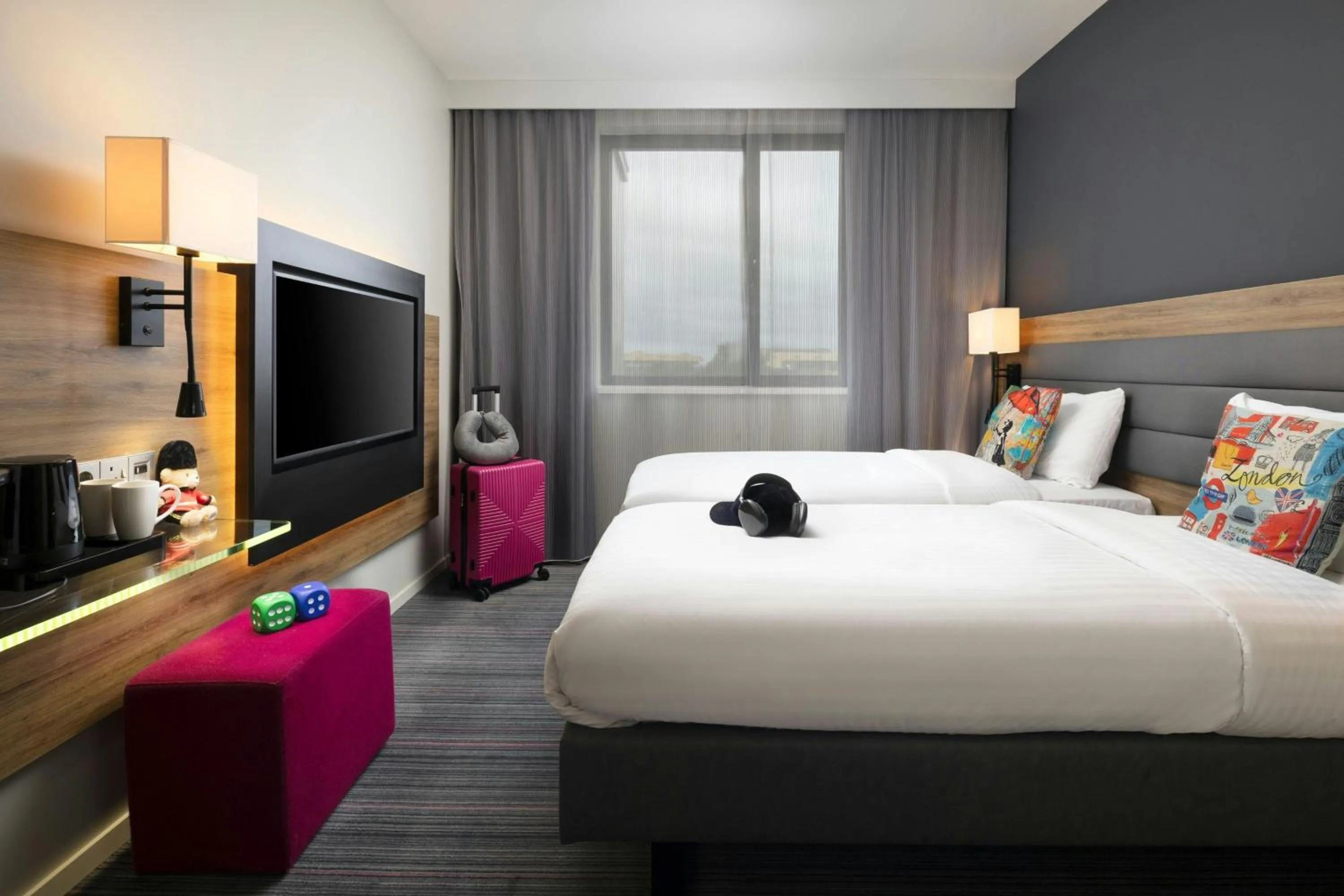 Photo of the whole room, Bed in Moxy London Heathrow Airport