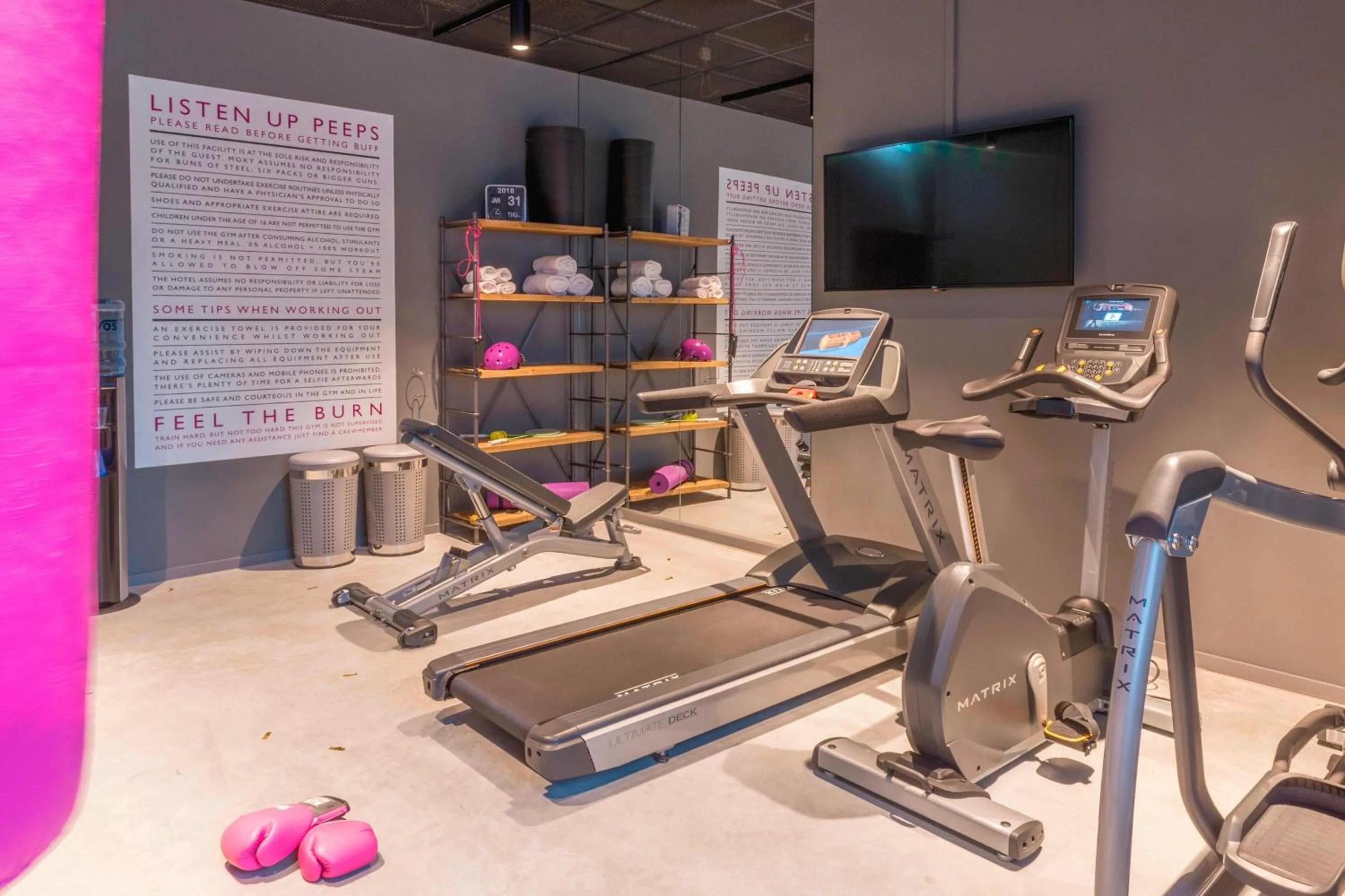 Fitness centre/facilities in Moxy Munich Messe