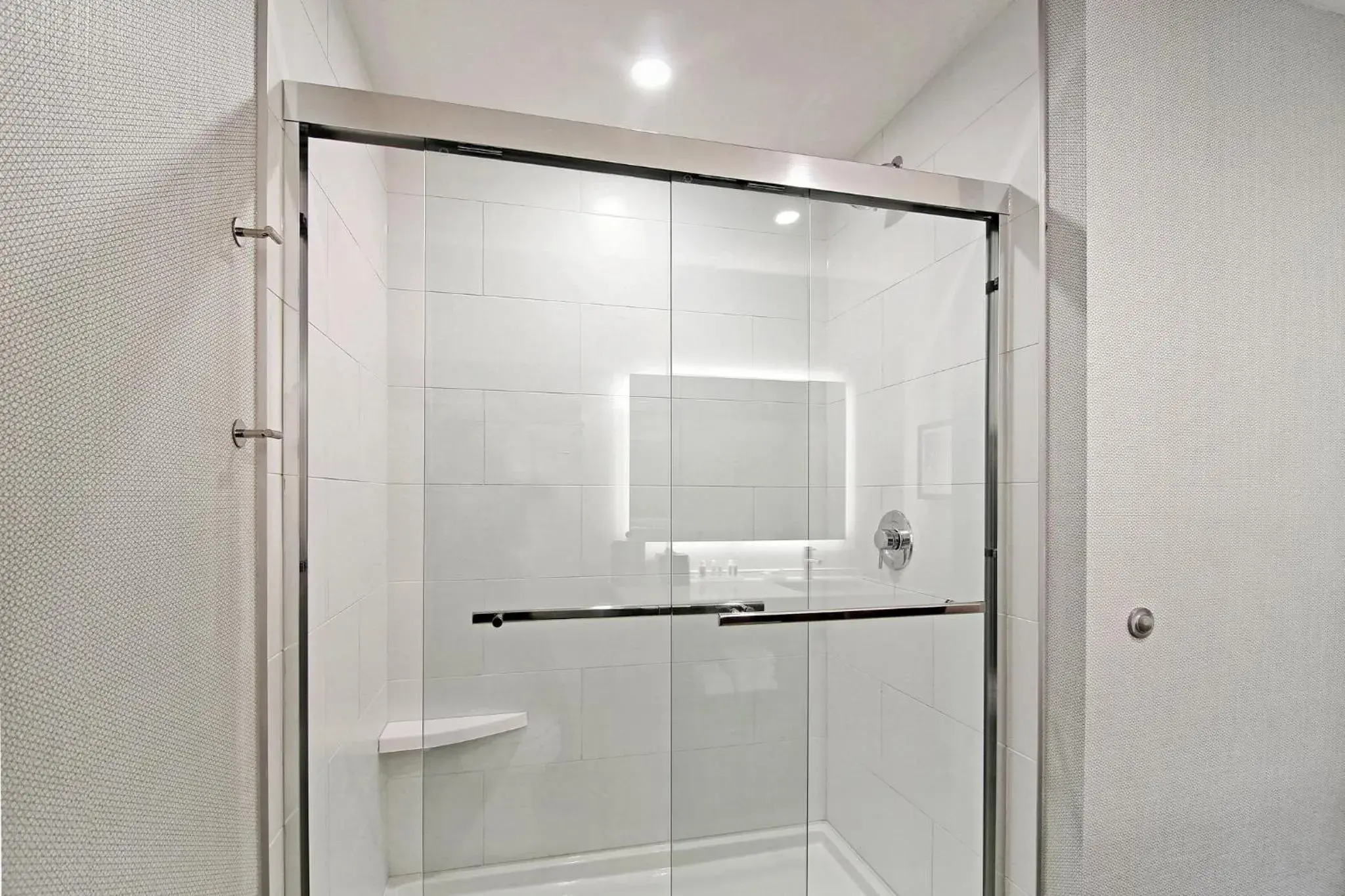 King Suite - Non-Smoking in Holiday Inn Hotel & Suites - Calgary Airport North by IHG King Suite - Non-Smoking in Holiday Inn Hotel & Suites - Calgary Airport North by IHG