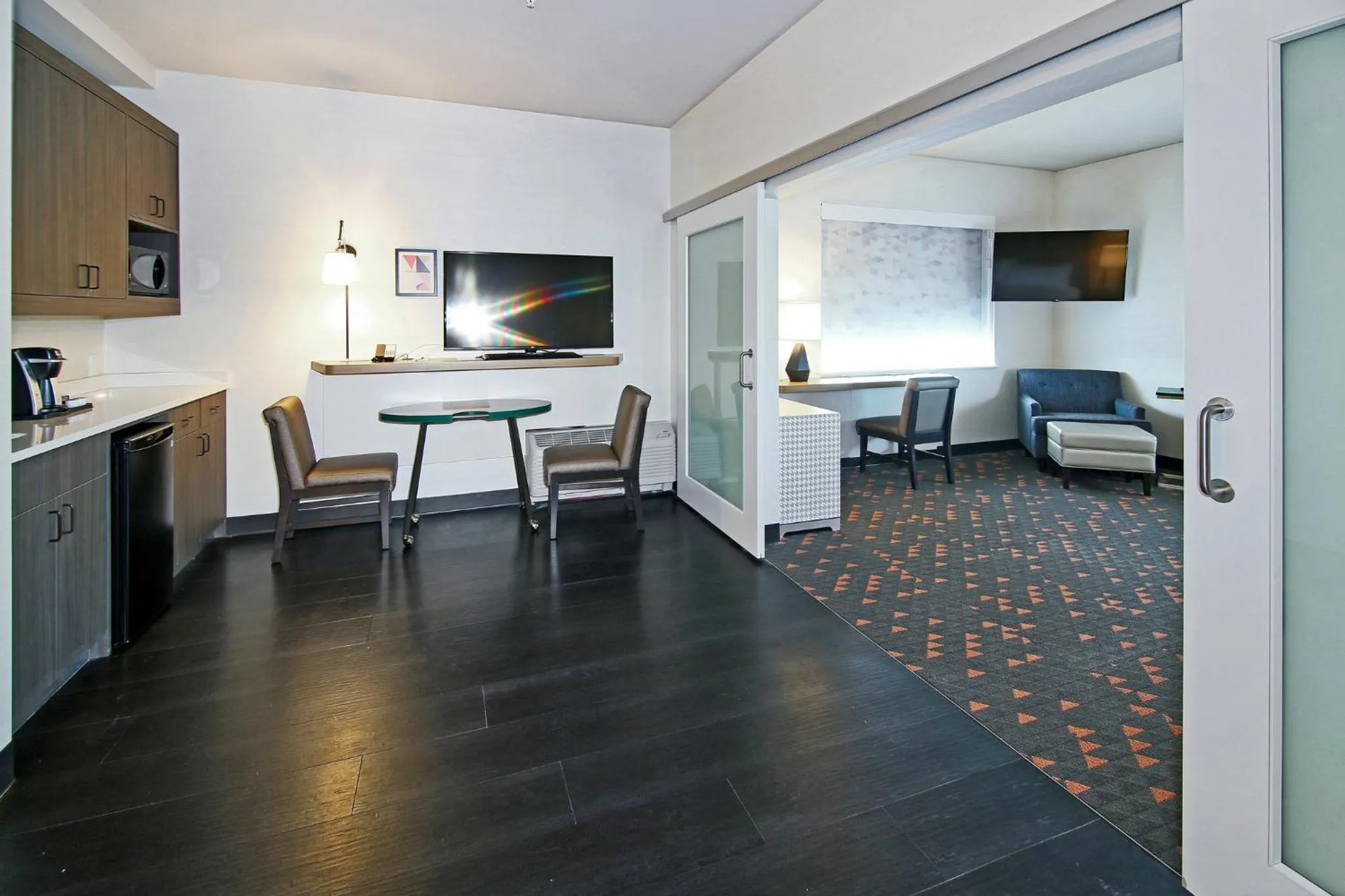 Bedroom in Holiday Inn Hotel & Suites - Calgary Airport North by IHG