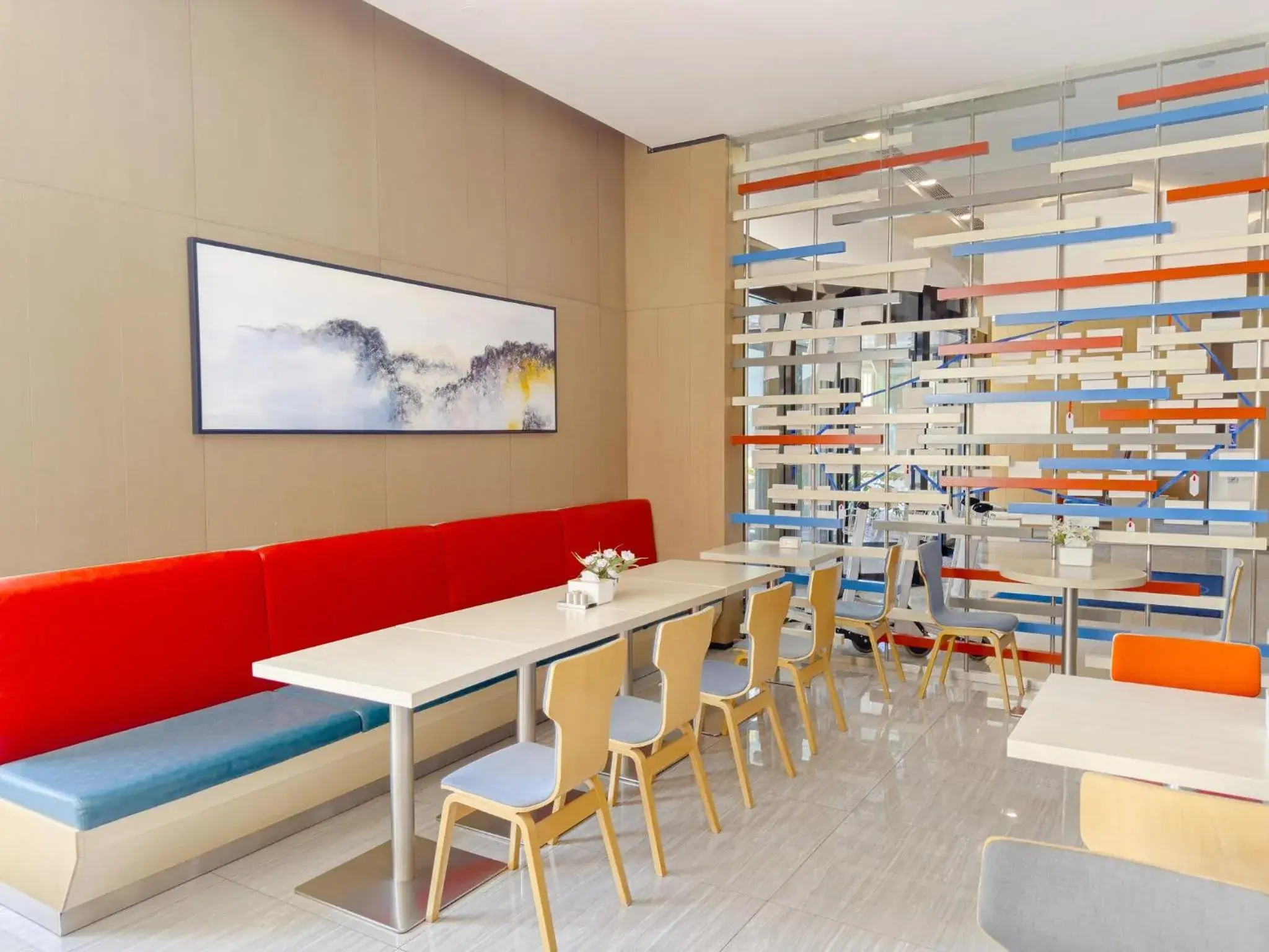 Restaurant/places to eat in Holiday Inn Express Zhangye by IHG Restaurant/places to eat in Holiday Inn Express Zhangye by IHG