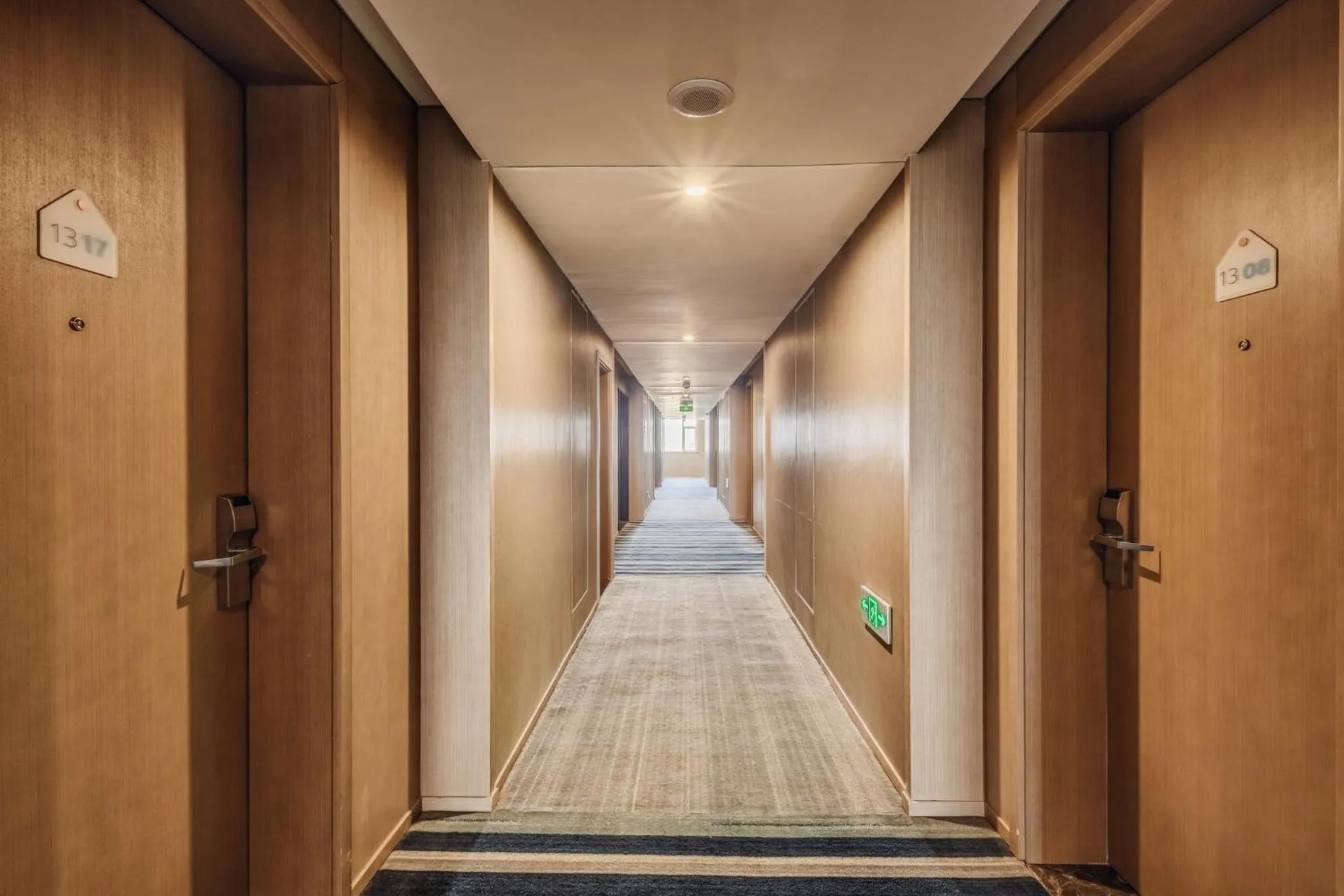 Lobby or reception in Holiday Inn Express Zhangye by IHG