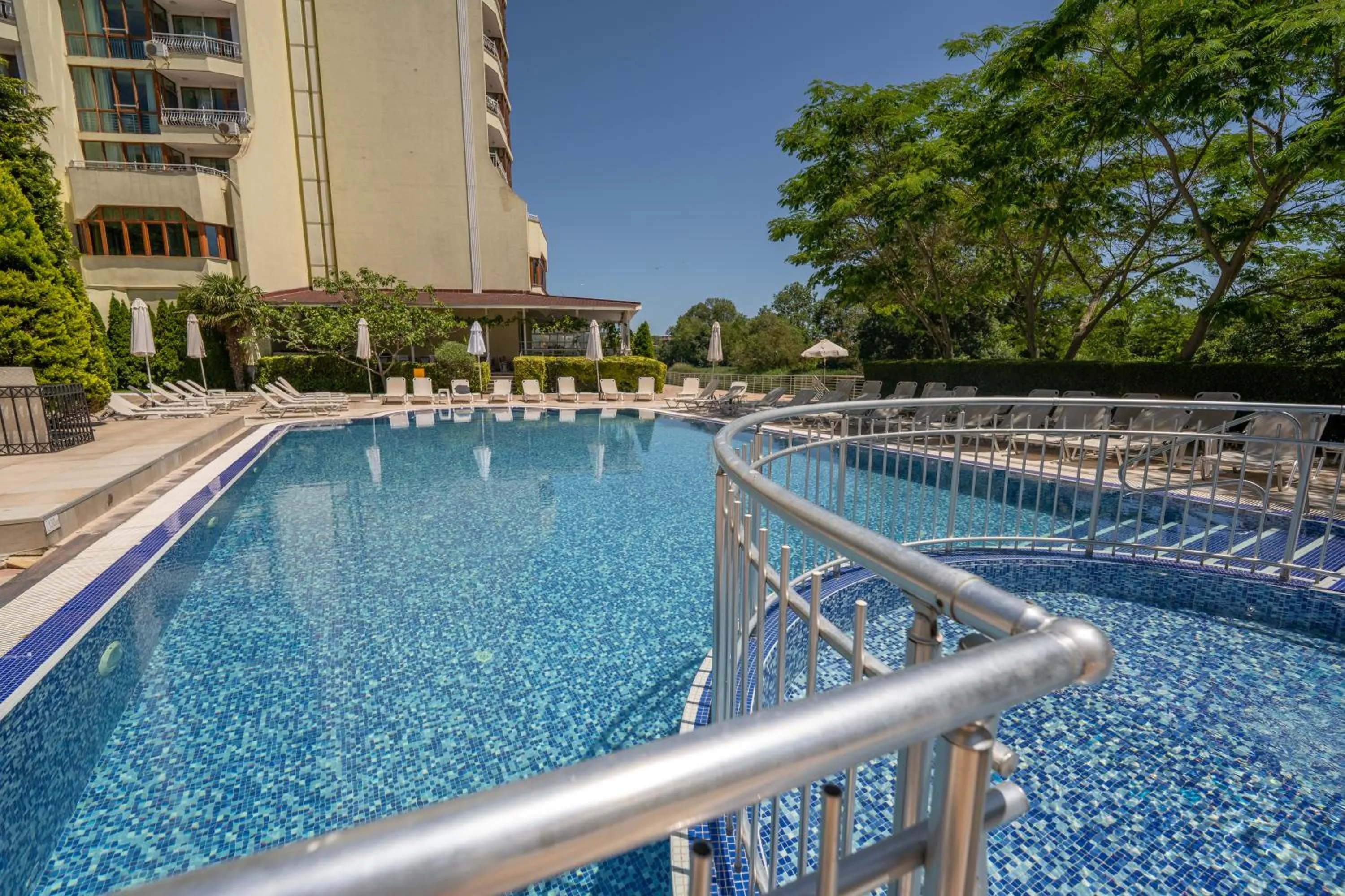 Pool view in Perla Sun Beach Hotel - All Inclusive