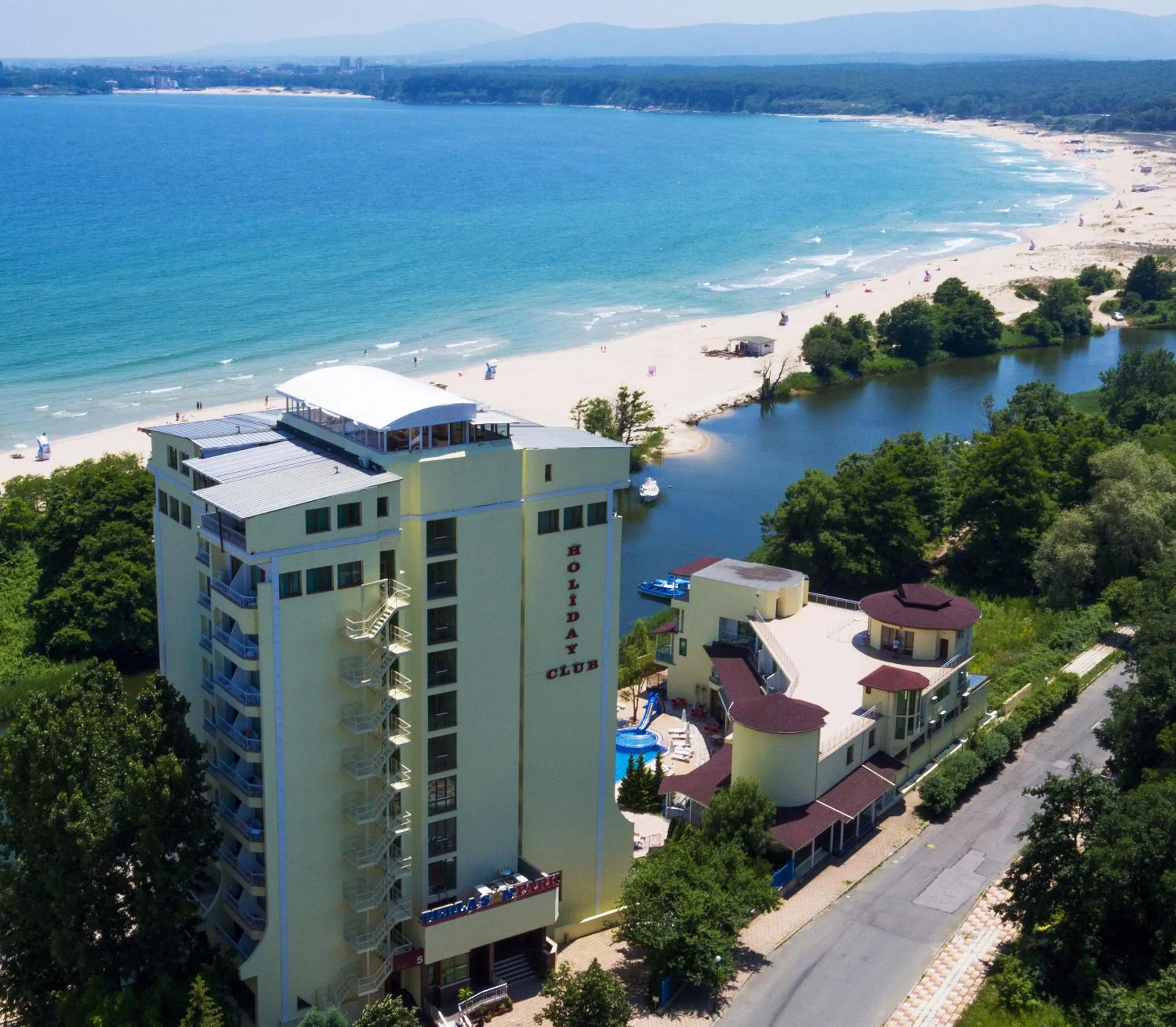 Property building in Perla Sun Beach Hotel - All Inclusive