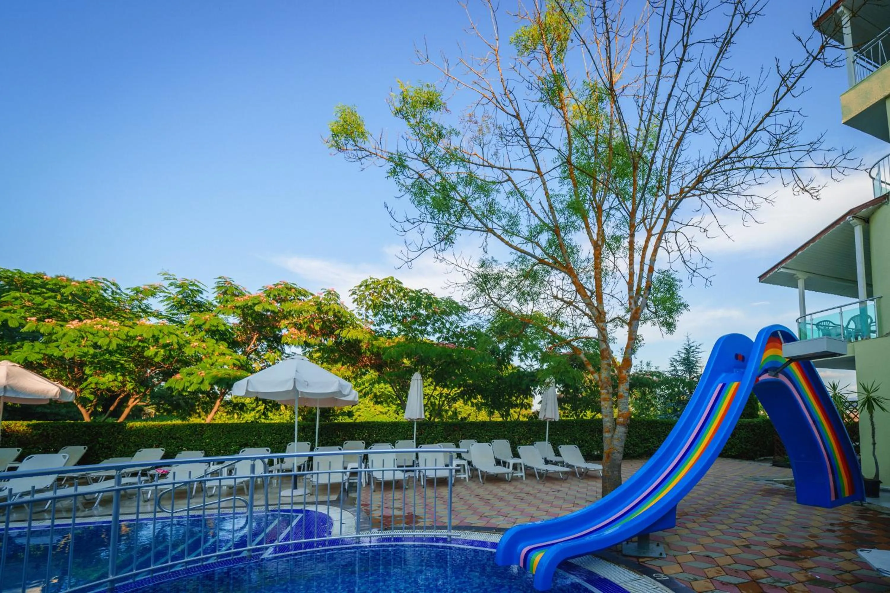 Swimming pool in Perla Sun Beach Hotel - All Inclusive