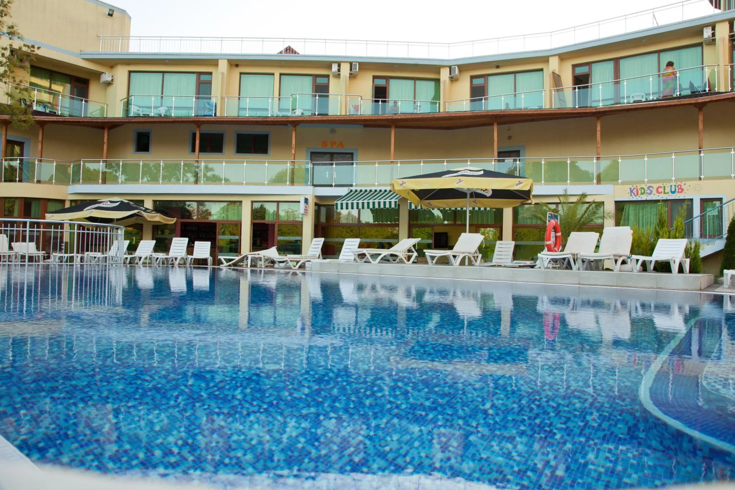 Swimming pool in Perla Sun Beach Hotel - All Inclusive