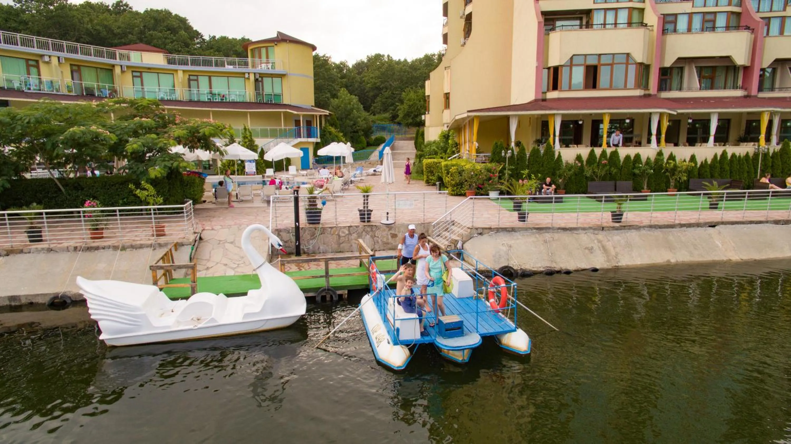 Activities in Perla Sun Beach Hotel - All Inclusive