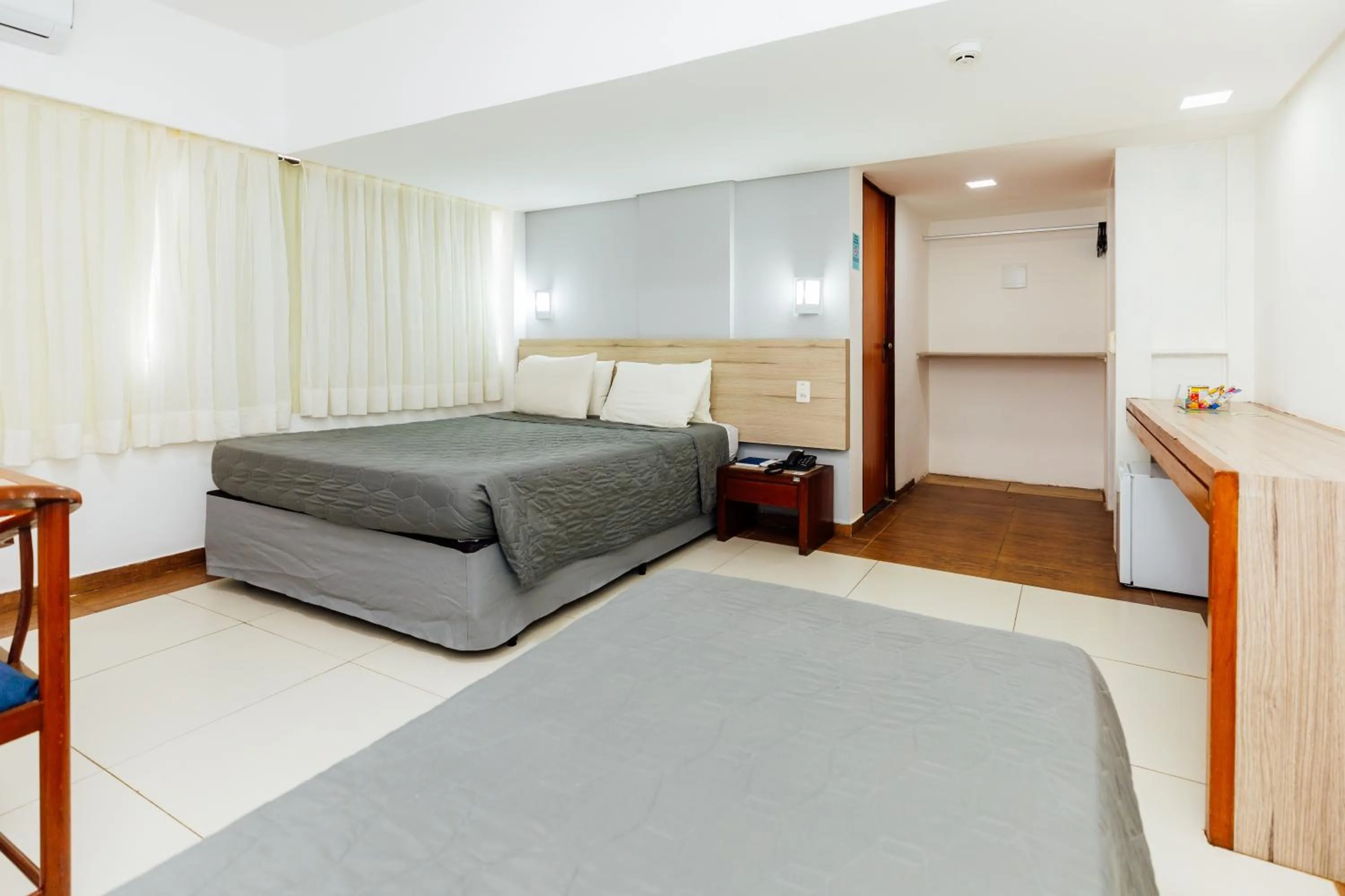 Property building, Bed in El Aram Beach Boa Viagem