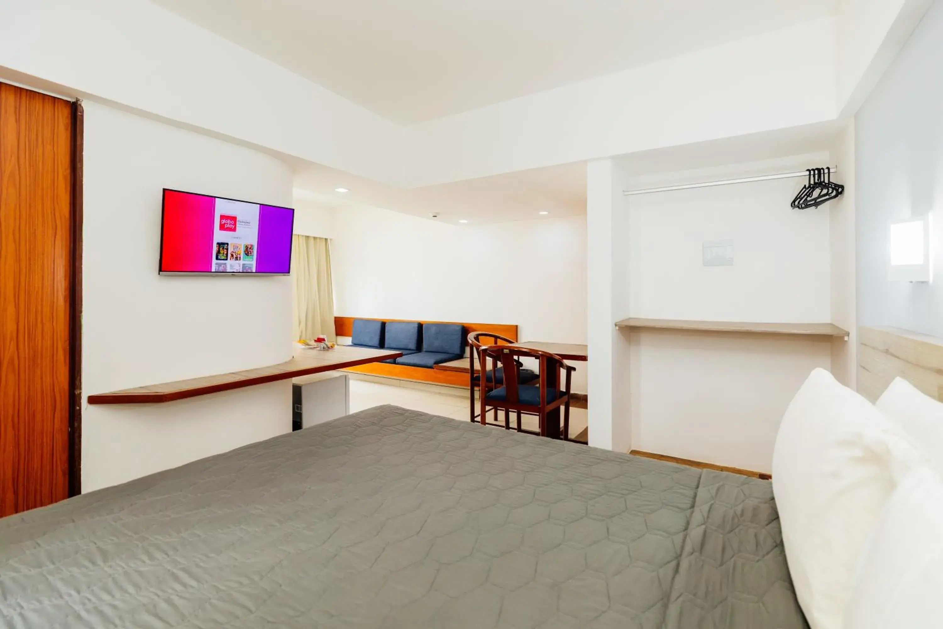 Property building, Bed in El Aram Beach Boa Viagem Property building, Bed in El Aram Beach Boa Viagem