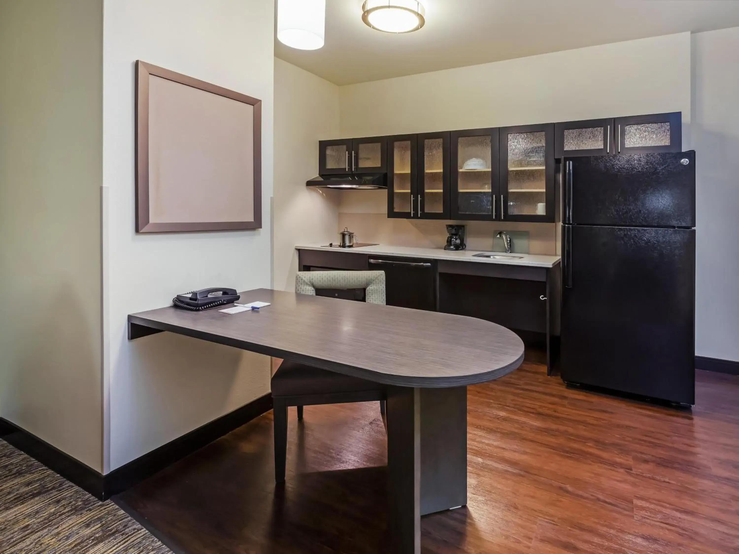 King Room - Mobility Access Tub/Non-Smoking in Candlewood Suites Lenexa - Overland Park Area by IHG King Room - Mobility Access Tub/Non-Smoking in Candlewood Suites Lenexa - Overland Park Area by IHG