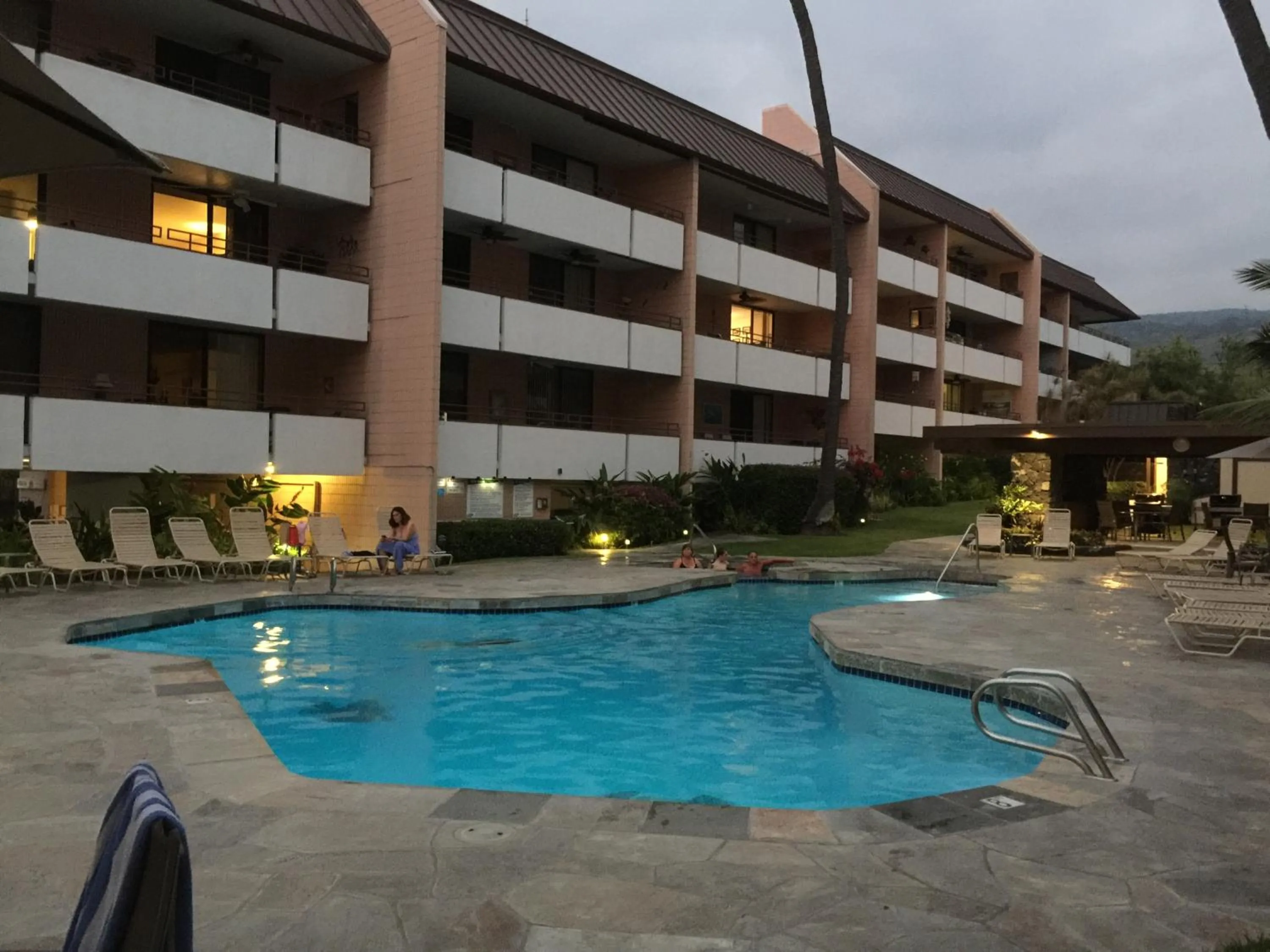 Property building in Kona Magic Honu Room