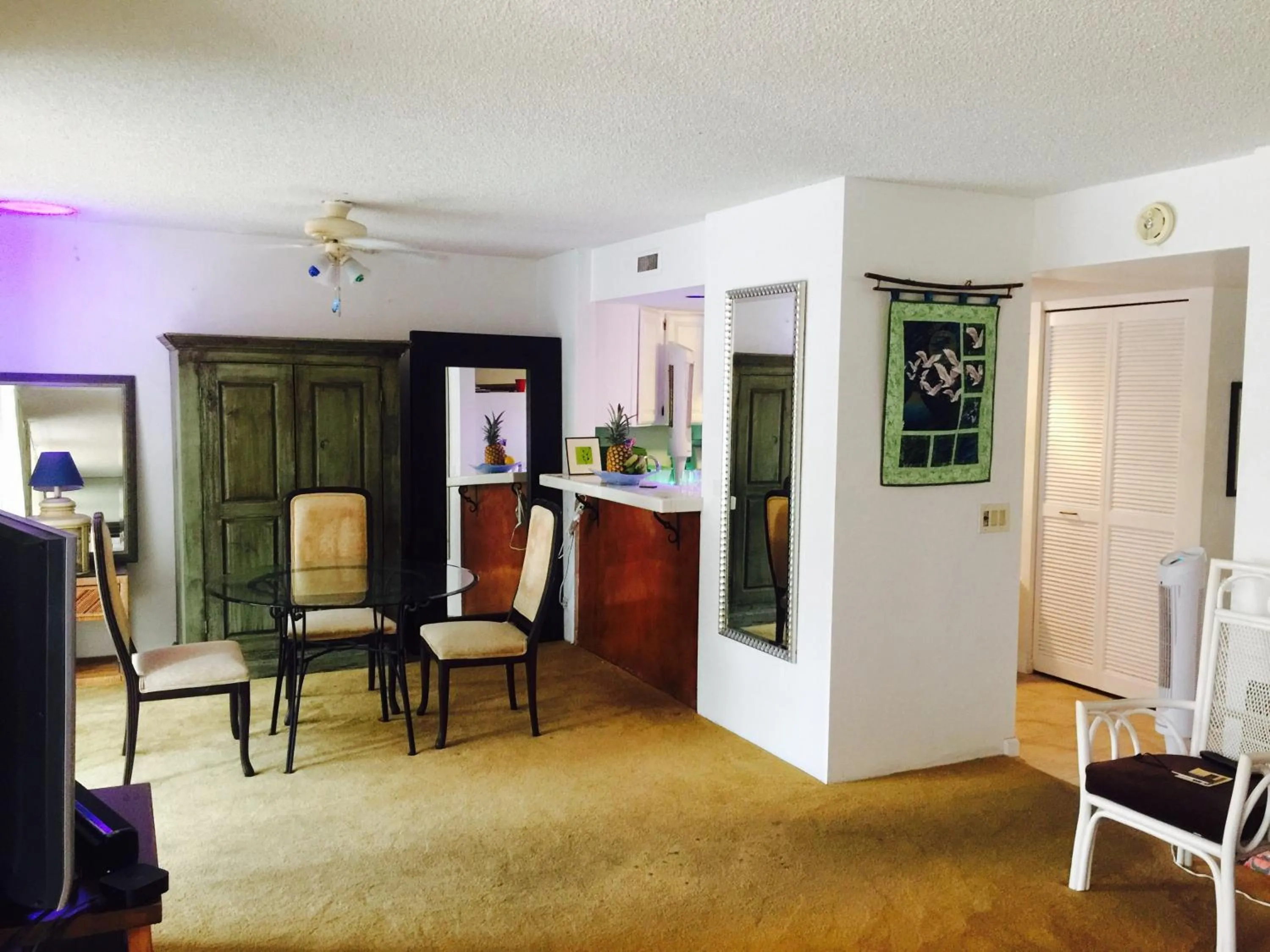 Dining area in Kona Magic Honu Room