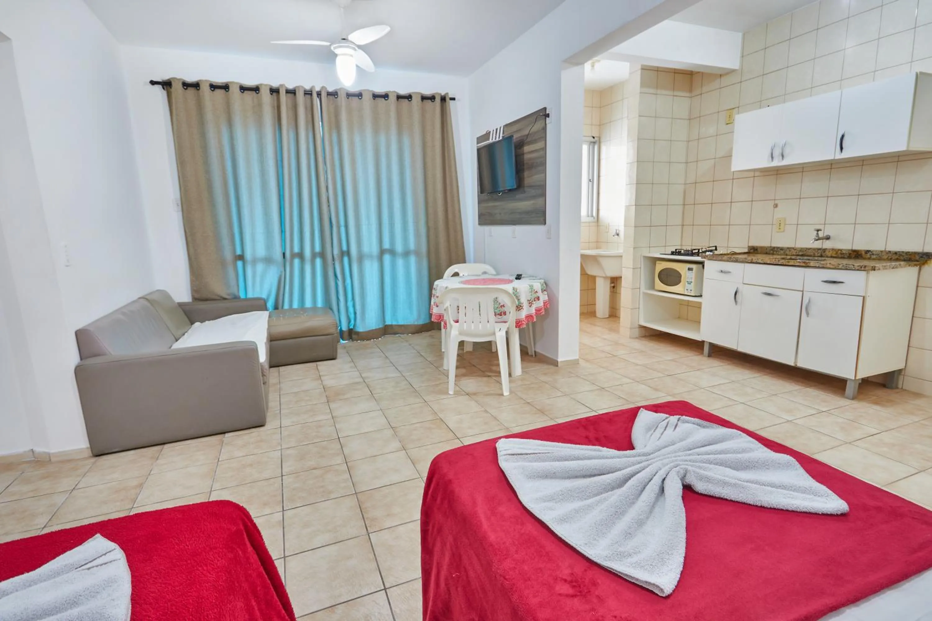 Living room, Bed in Monte Libano Apart Hotel