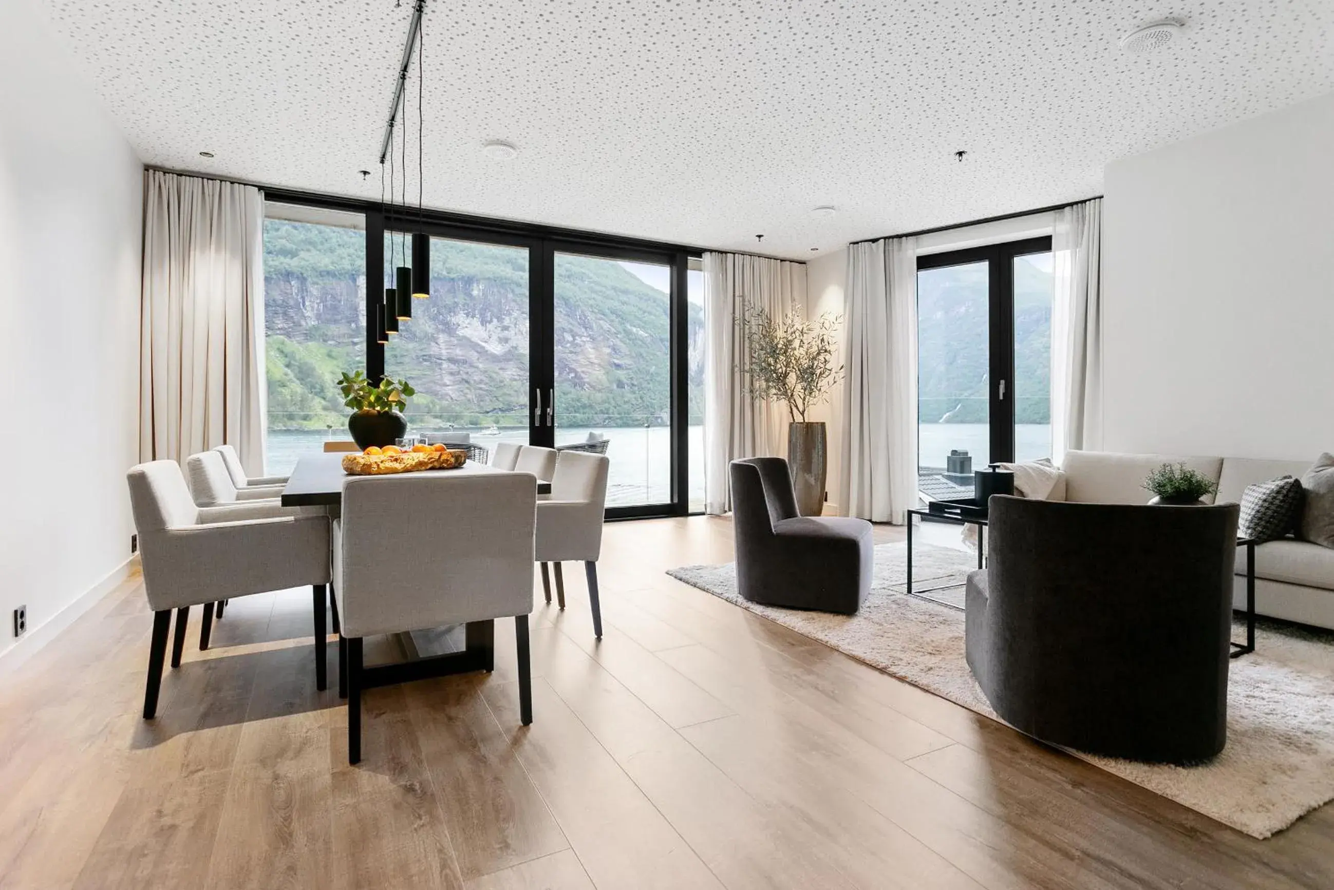 Deluxe Suite with Sea View in Grande Fjord Hotel Deluxe Suite with Sea View in Grande Fjord Hotel