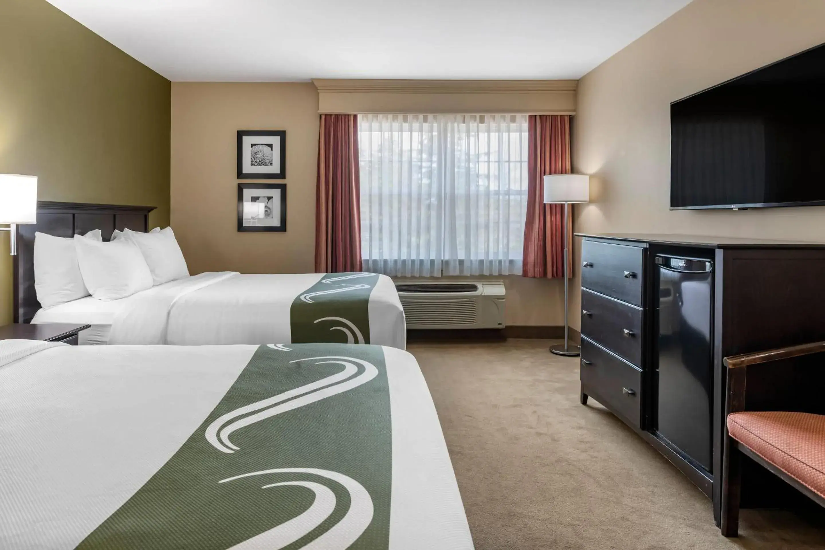 Bedroom, Bed in Quality Inn & Suites Quispamsis Bedroom, Bed in Quality Inn & Suites Quispamsis
