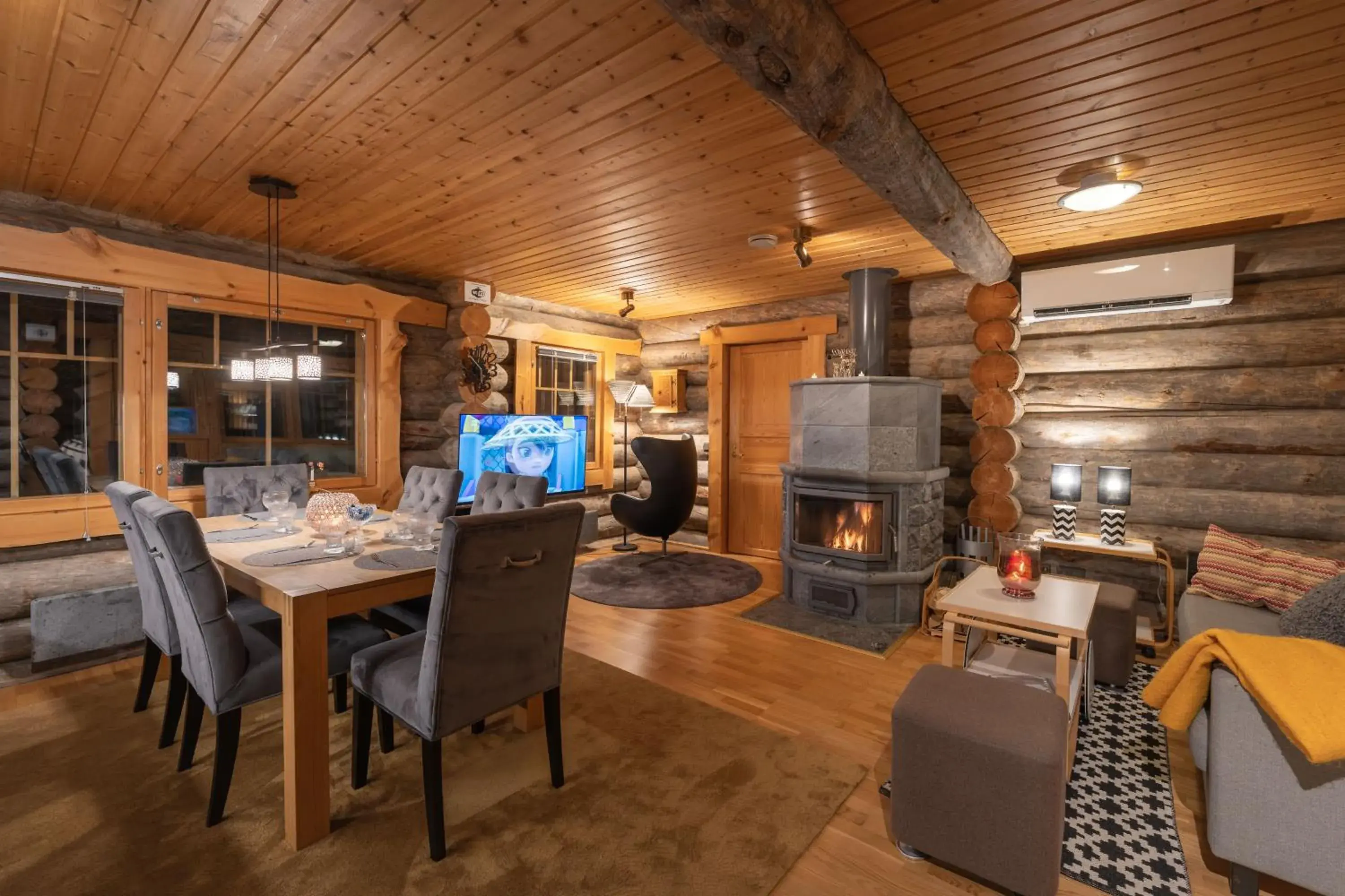 Chalet in Kuukkeli Log Houses Villa Aurora "Pupula" Chalet in Kuukkeli Log Houses Villa Aurora "Pupula"