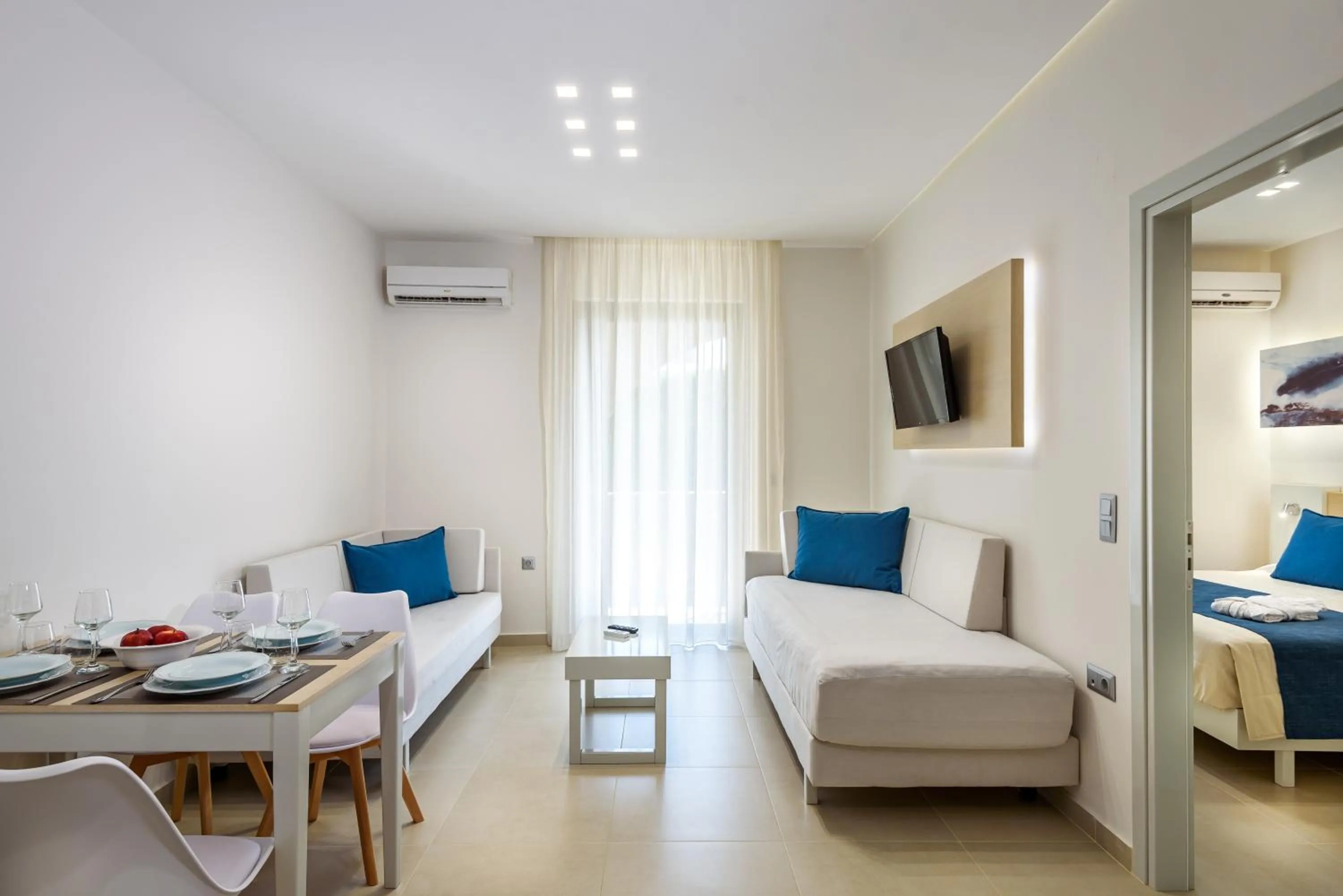 Photo of the whole room in Marinos Beach Hotel