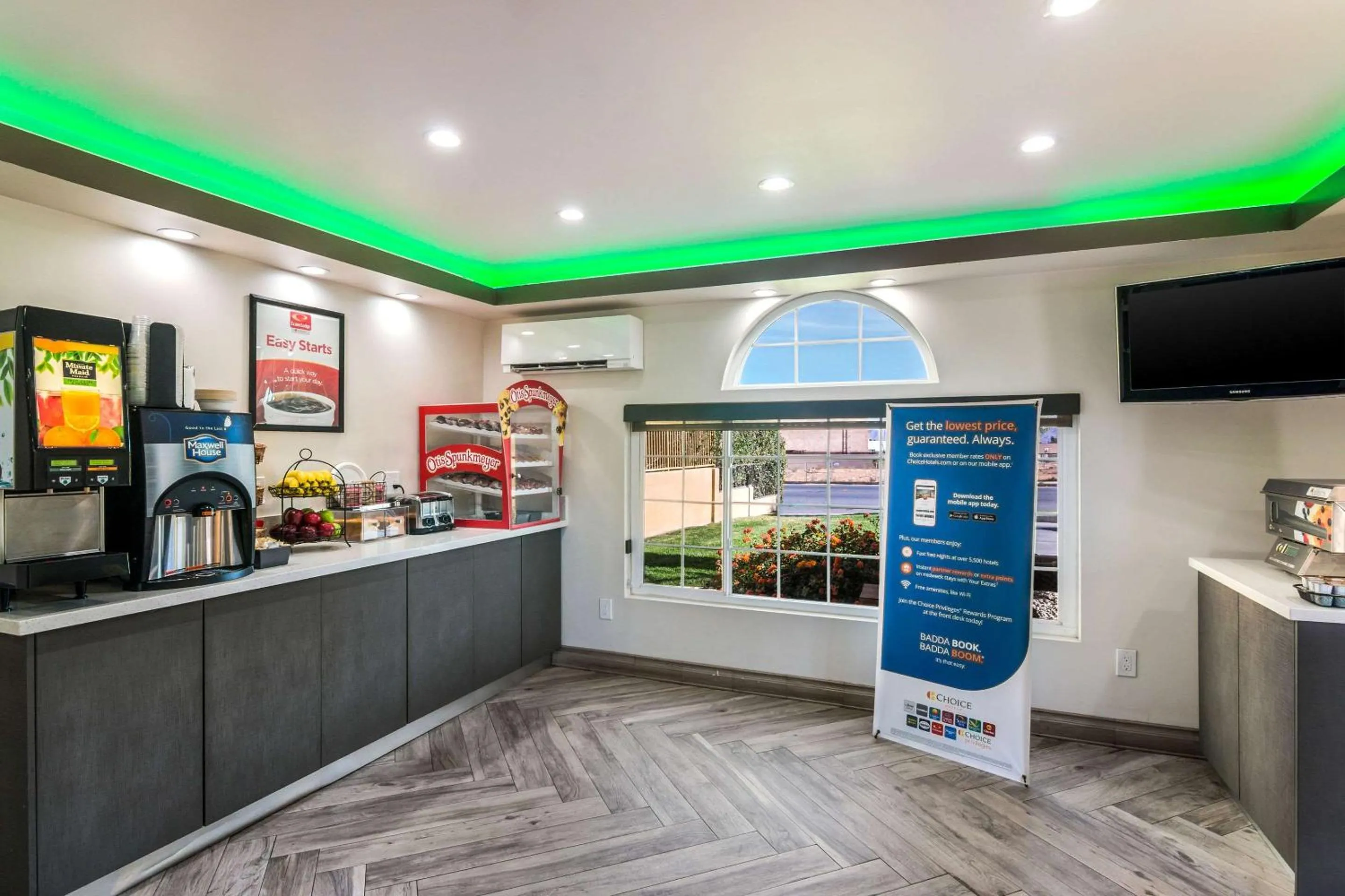 Breakfast in Econo Lodge Hesperia - Victorville I-15